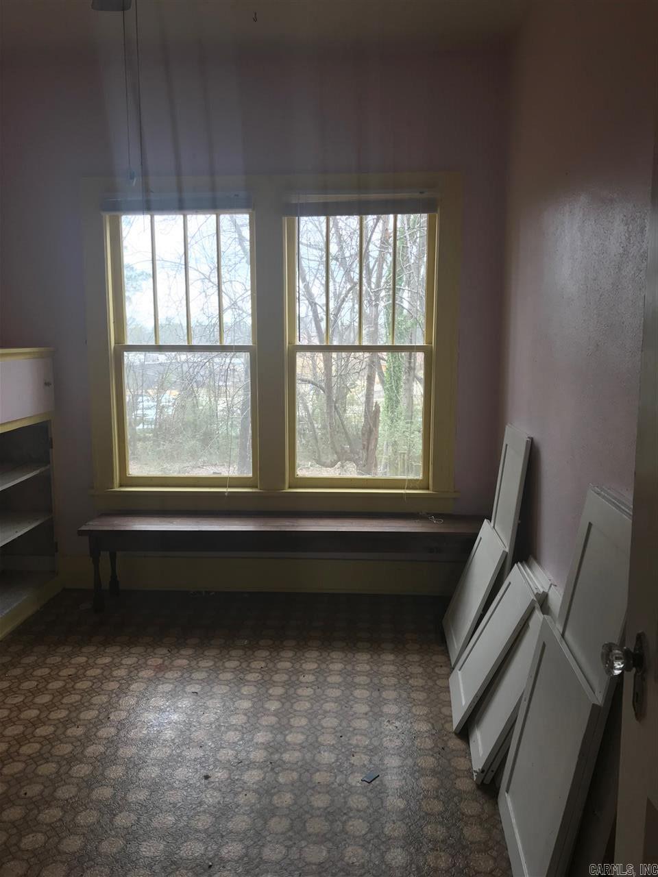 Metes & Bounds - Commercial Sale