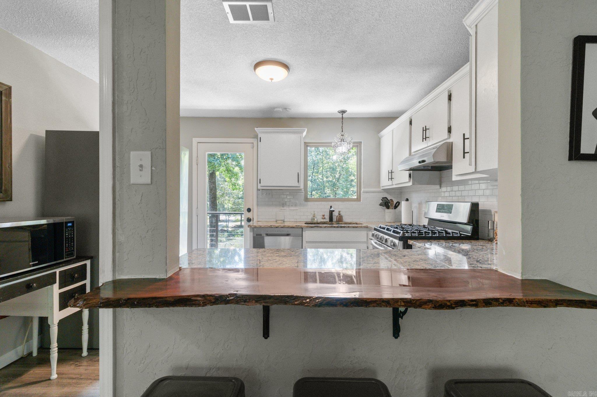 RIVER RIDGE - Residential