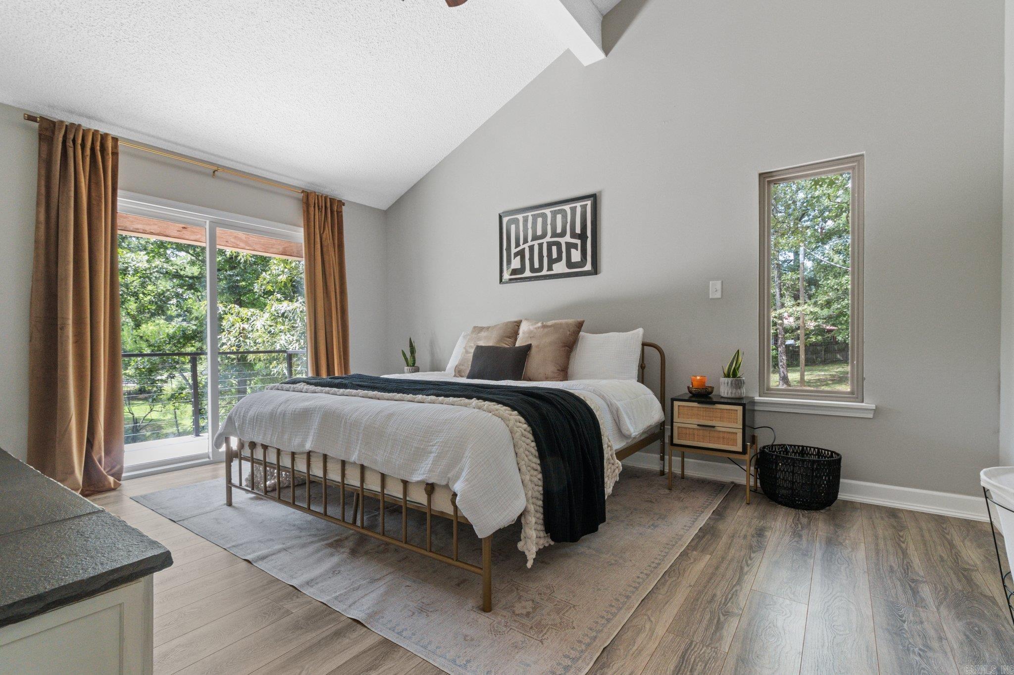 RIVER RIDGE - Residential