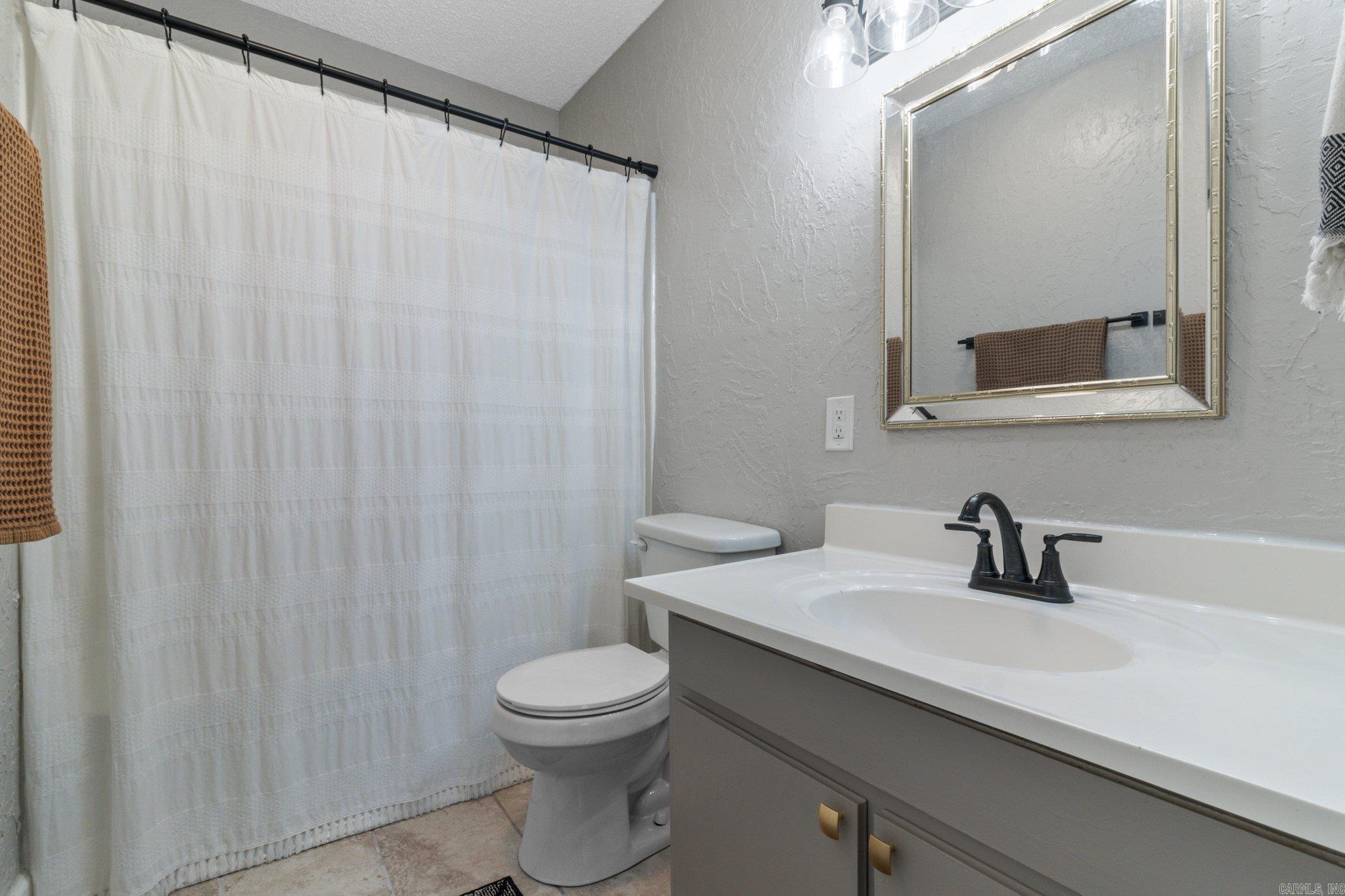 RIVER RIDGE - Residential