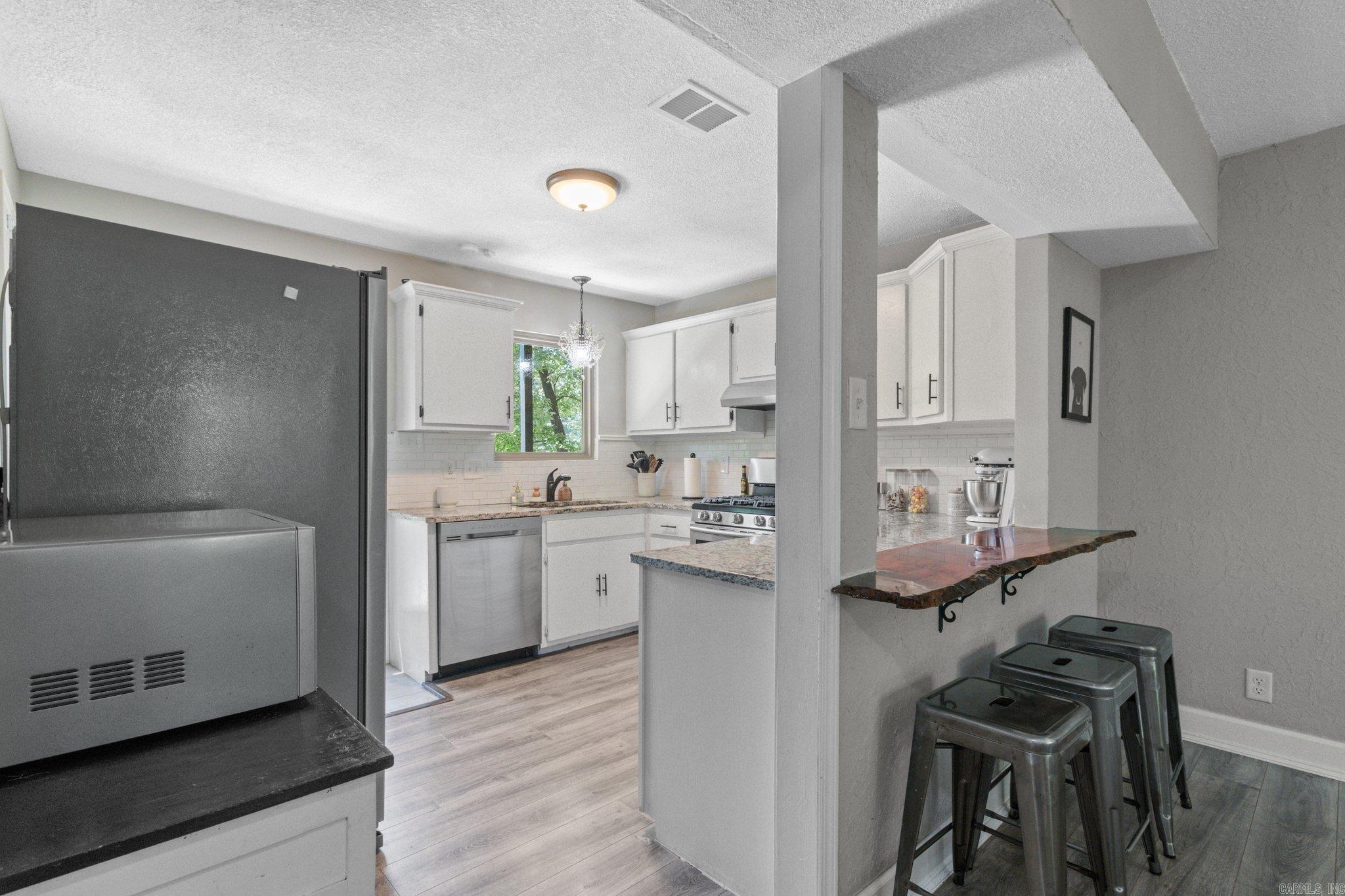 RIVER RIDGE - Residential