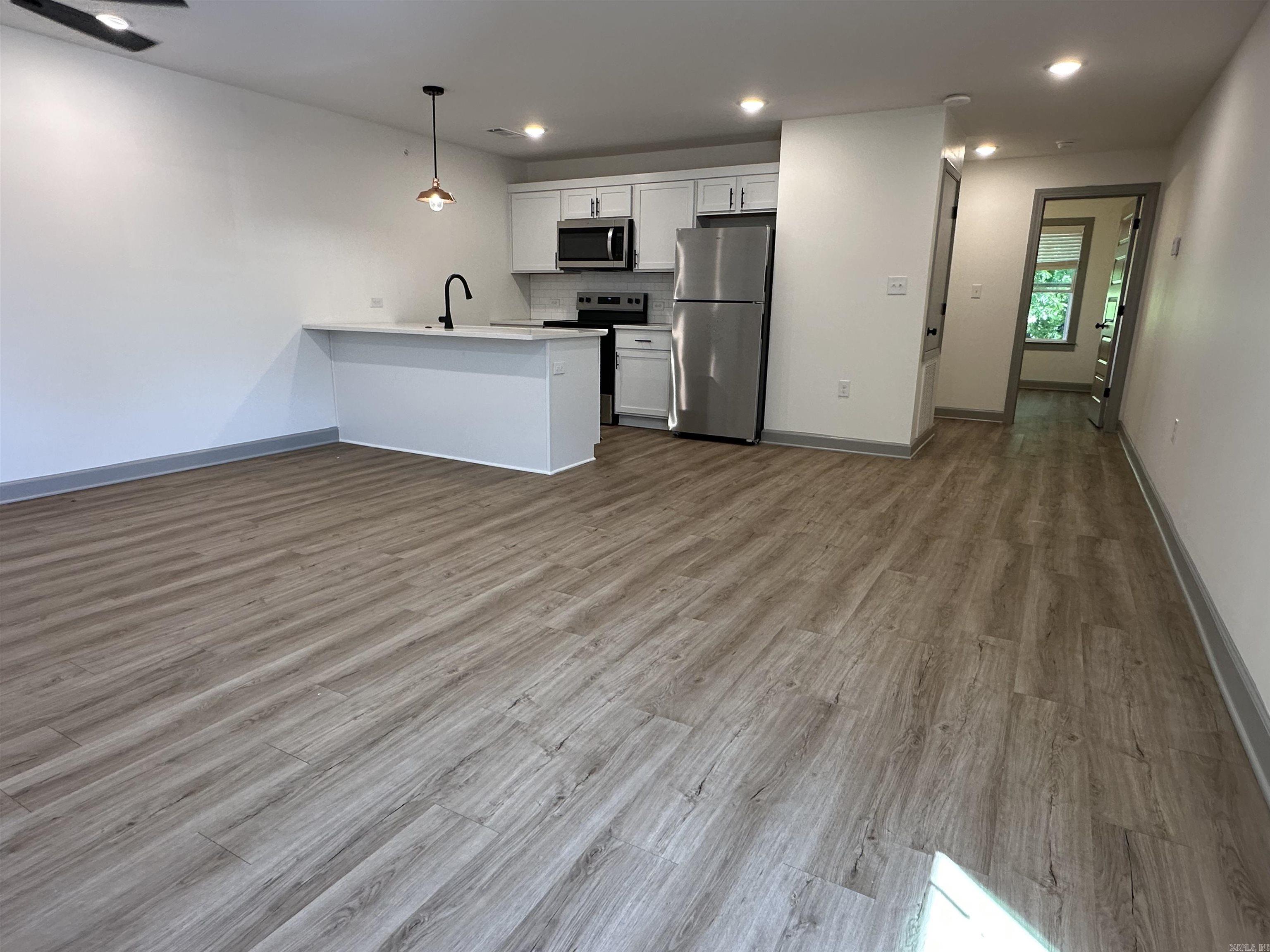 nil - Residential Lease