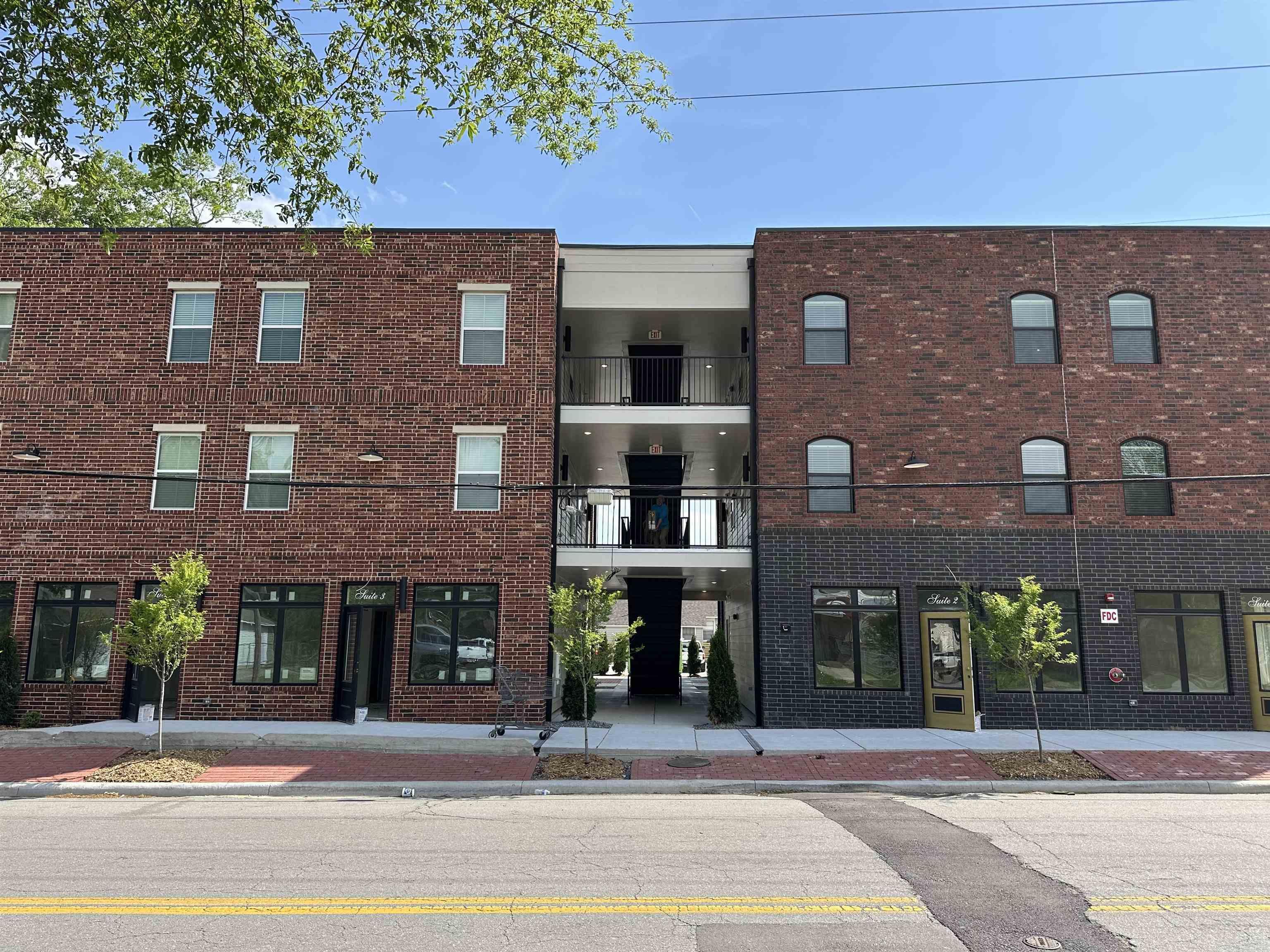 nil - Residential Lease