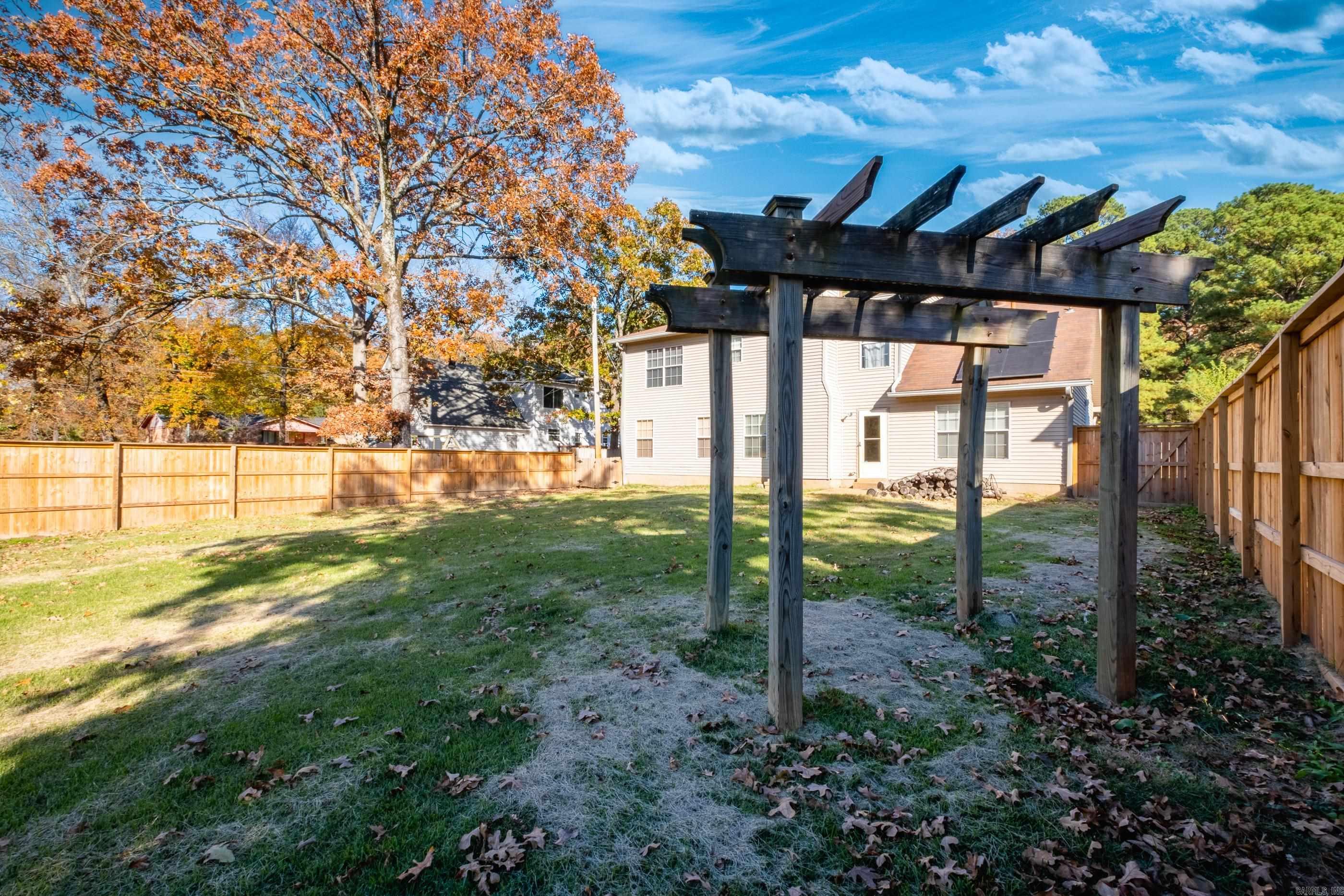 SECLUDED HILLS ADDN - Residential