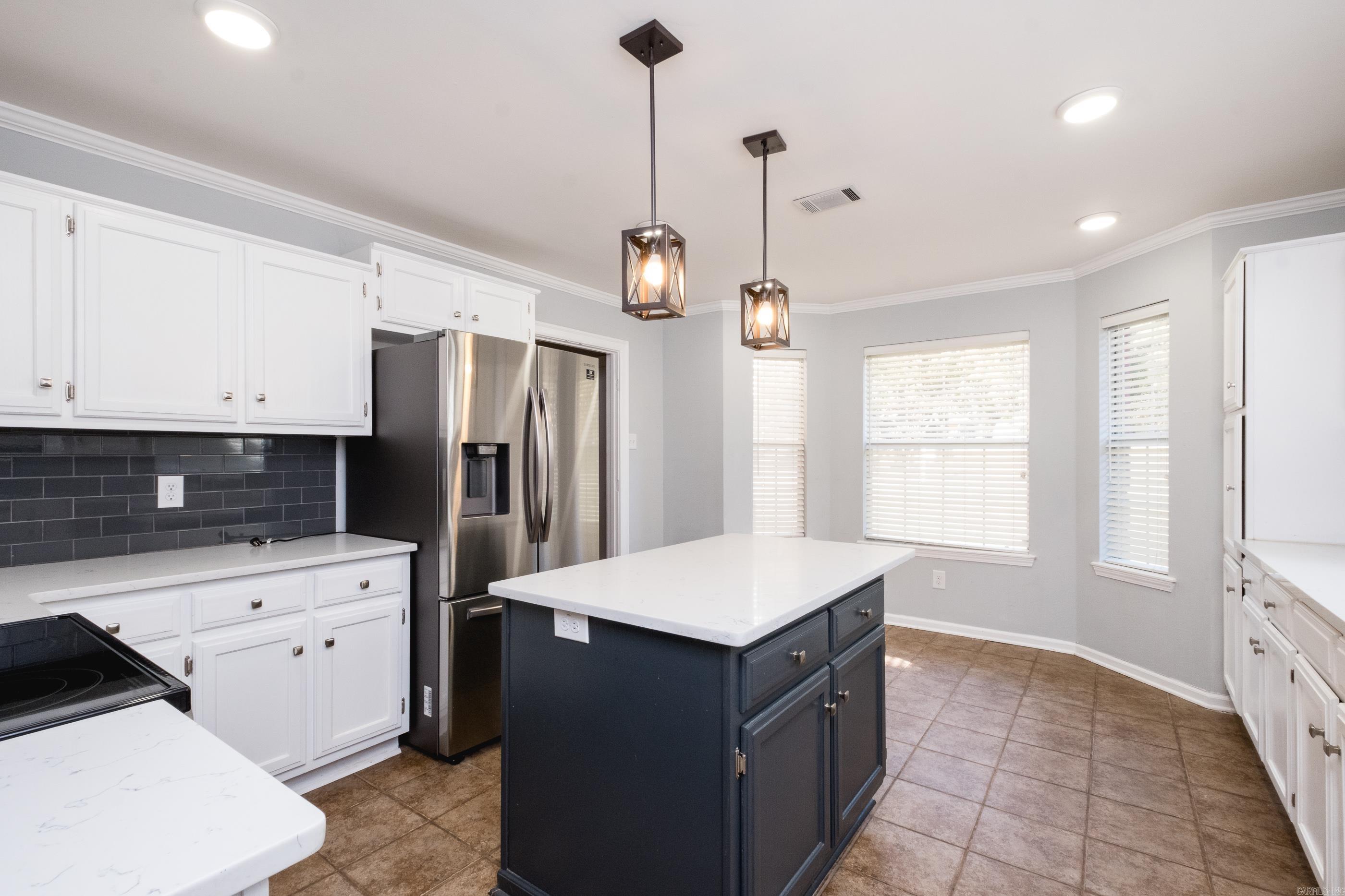 SECLUDED HILLS ADDN - Residential