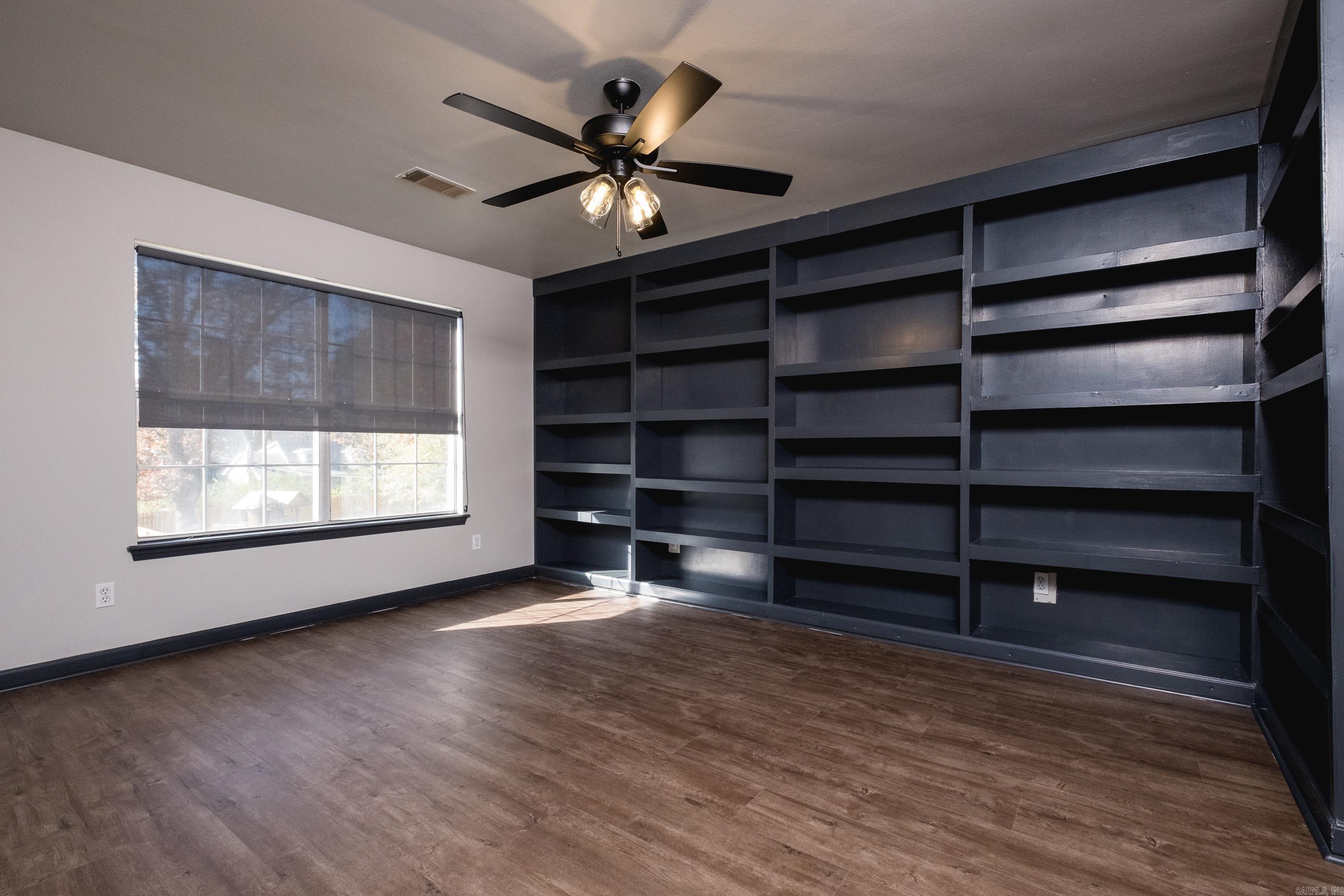 SECLUDED HILLS ADDN - Residential