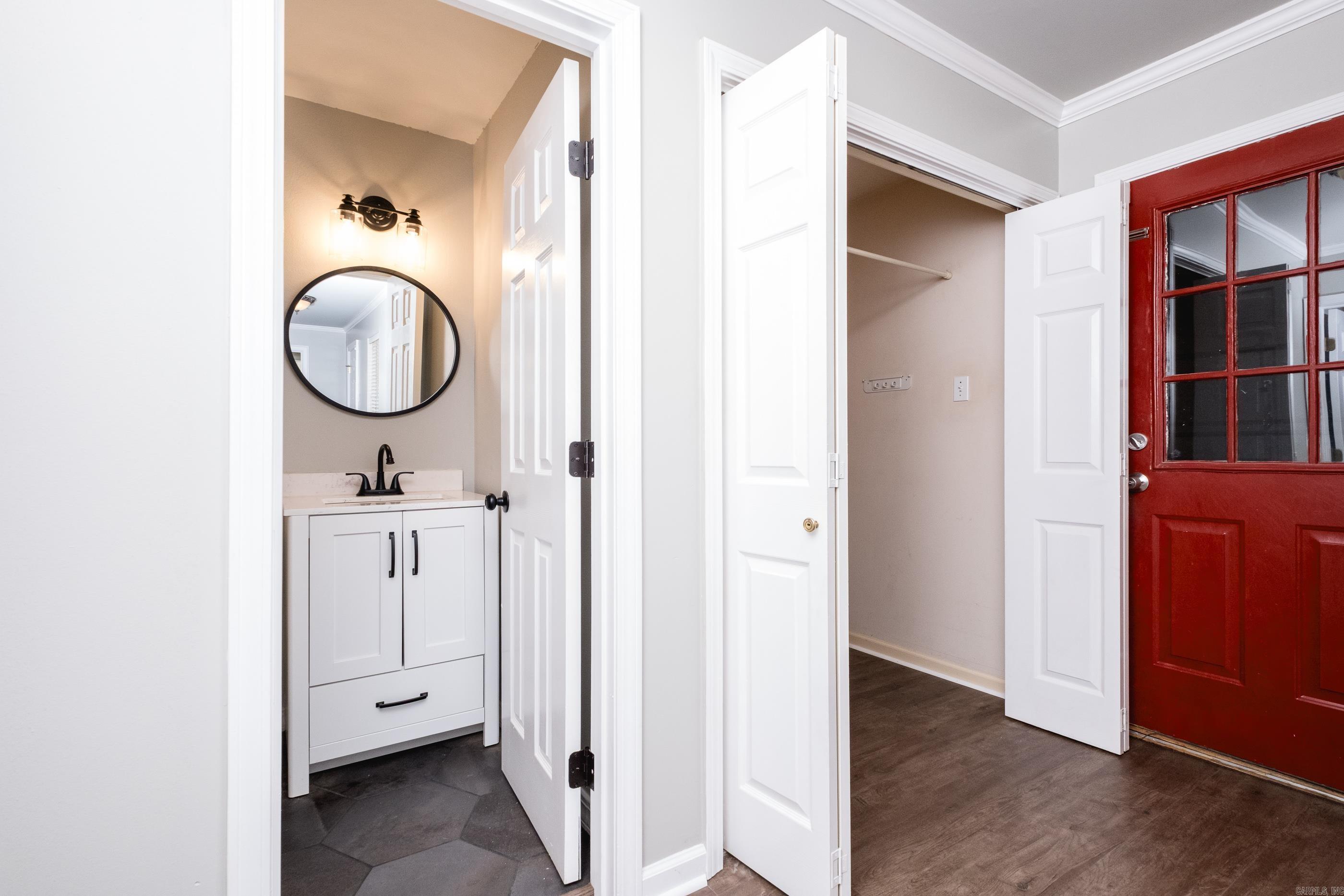 SECLUDED HILLS ADDN - Residential