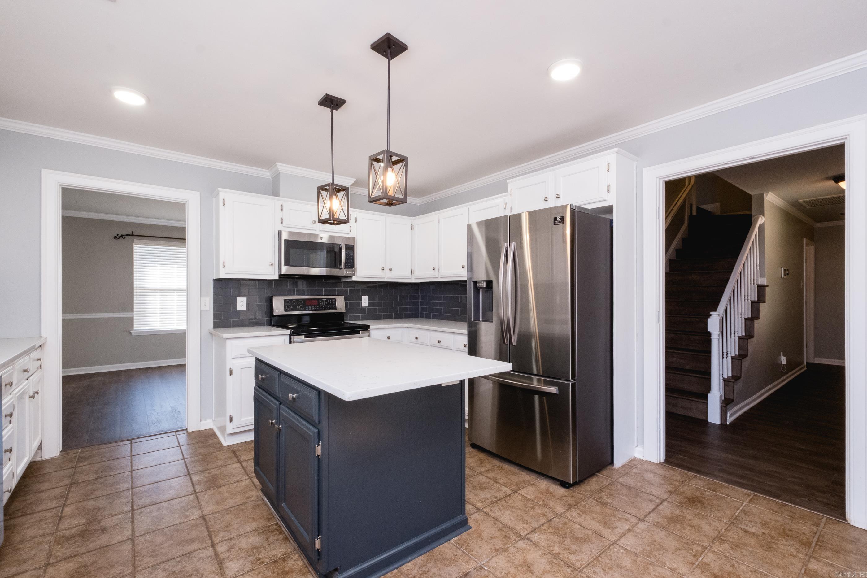 SECLUDED HILLS ADDN - Residential