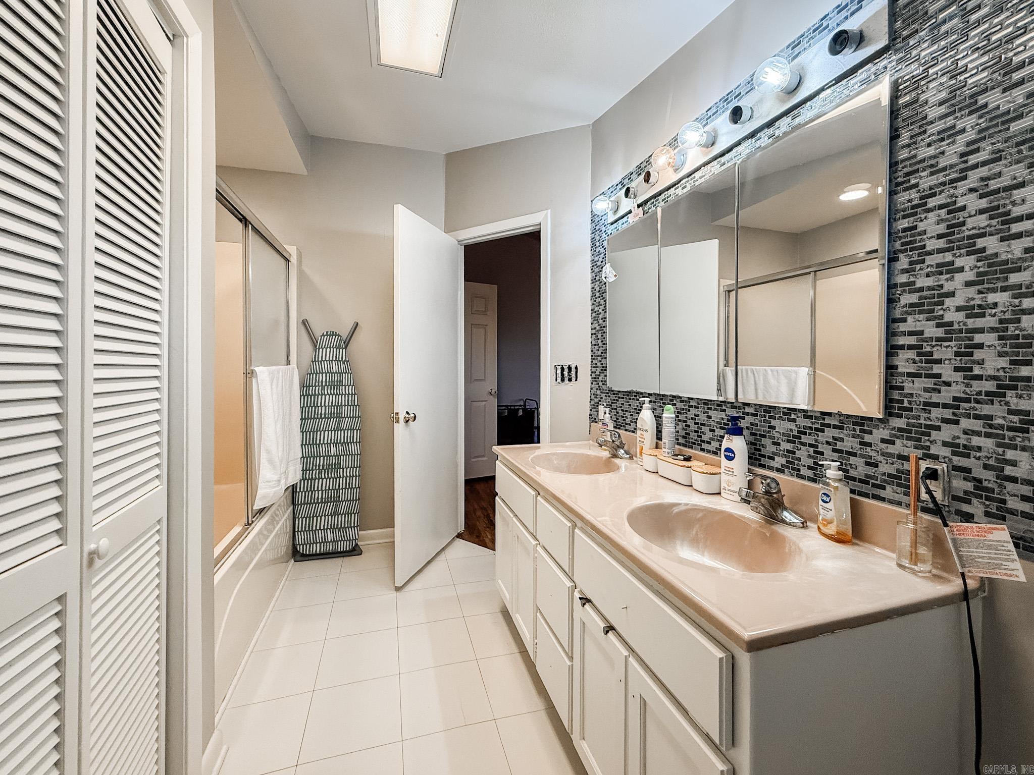 KILLOUGH HILL ADDITION - Residential
