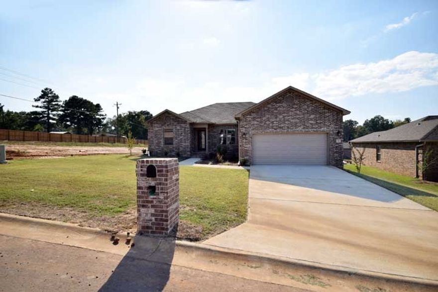 Home located in the sought after Cabot School District4bedroom,2bath,open floor plan w/custom features throughout,crown molding,tumbled stone back splash,kitchen pantry,Huge Island, under cabinet task lighting,ceramic floors in all wet areas,GEappliances throughout,kitchen offers an island W/plenty of storage.Master has luxurious bath,double cultured marble vanity,large walk in closet W/built in shelving.Exterior sodded &landscaped,home includes ceiling fans in all rooms,deceorative ceiling fan medallions