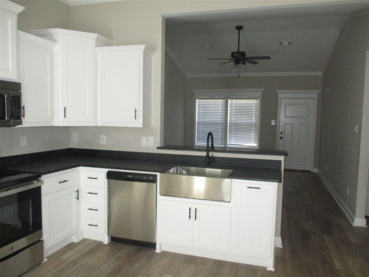 Glenwood Estates III - Residential Lease