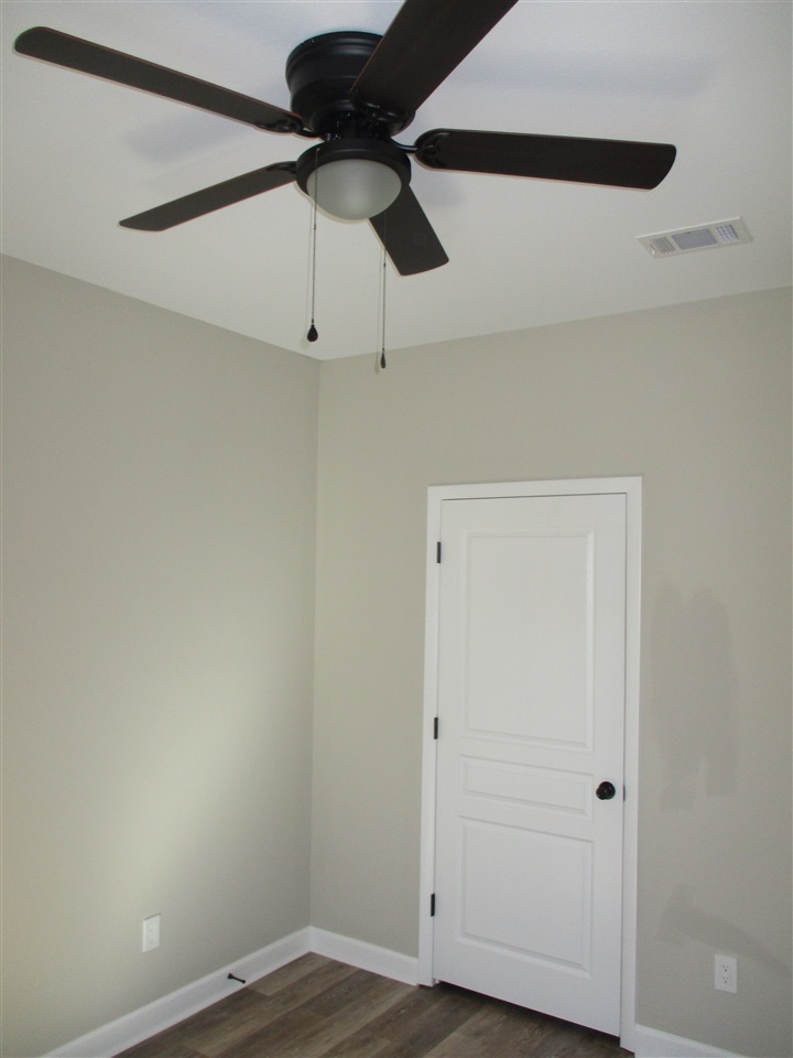 Glenwood Estates III - Residential Lease