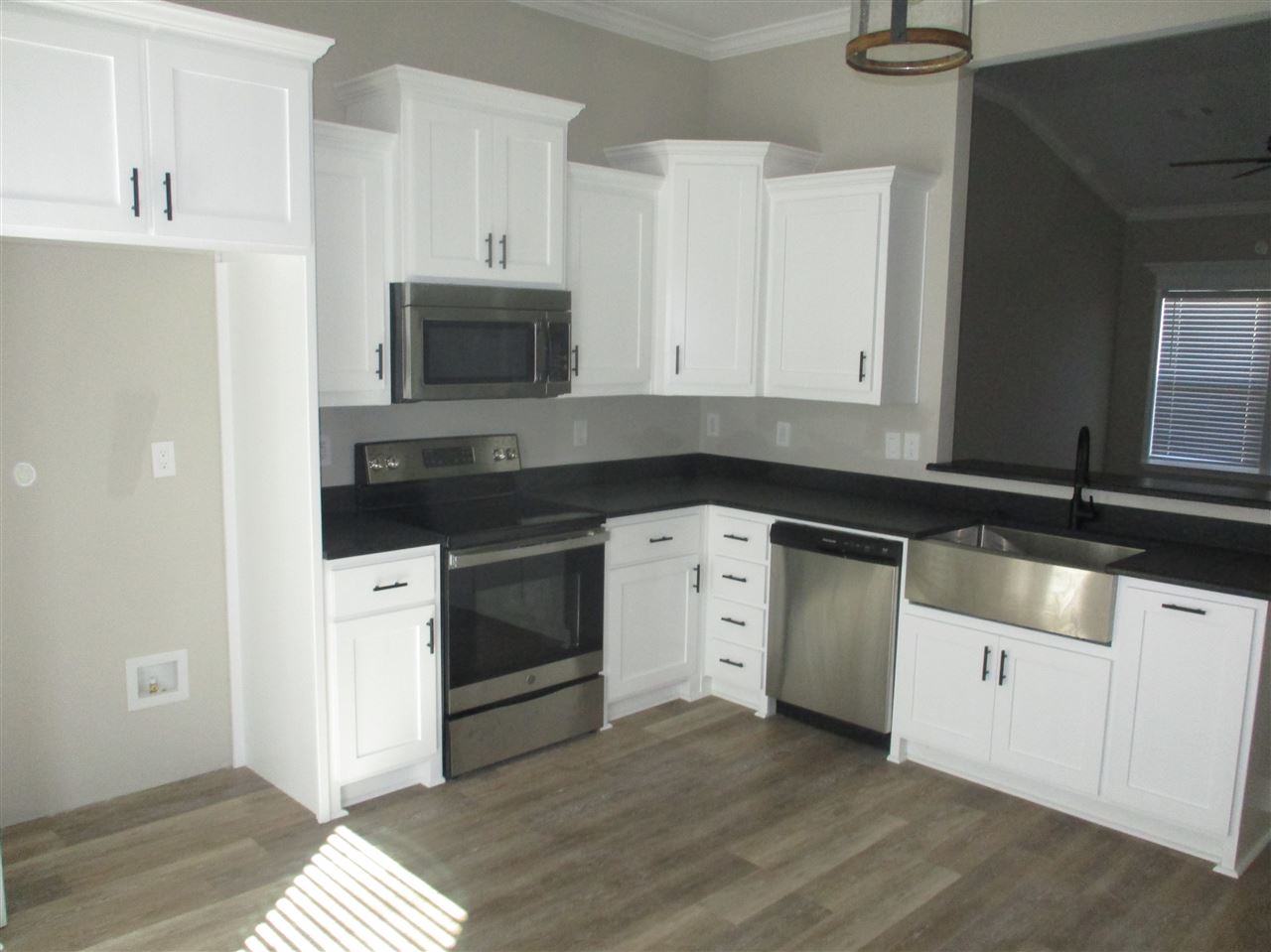 Glenwood Estates III - Residential Lease