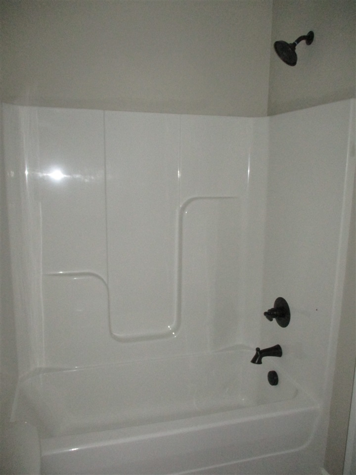 Glenwood Estates III - Residential Lease