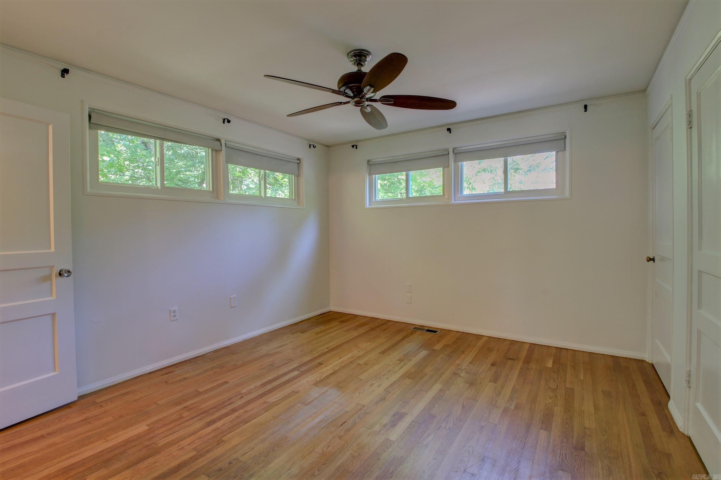 KINGWOOD PLACE - Residential