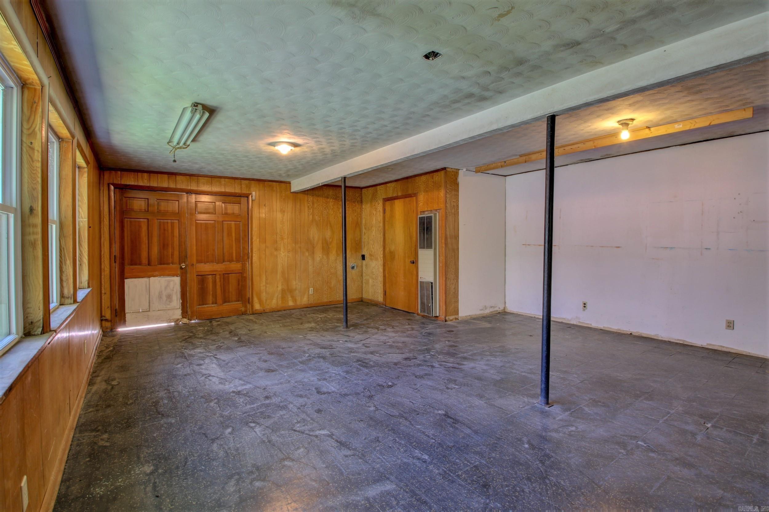 KINGWOOD PLACE - Residential