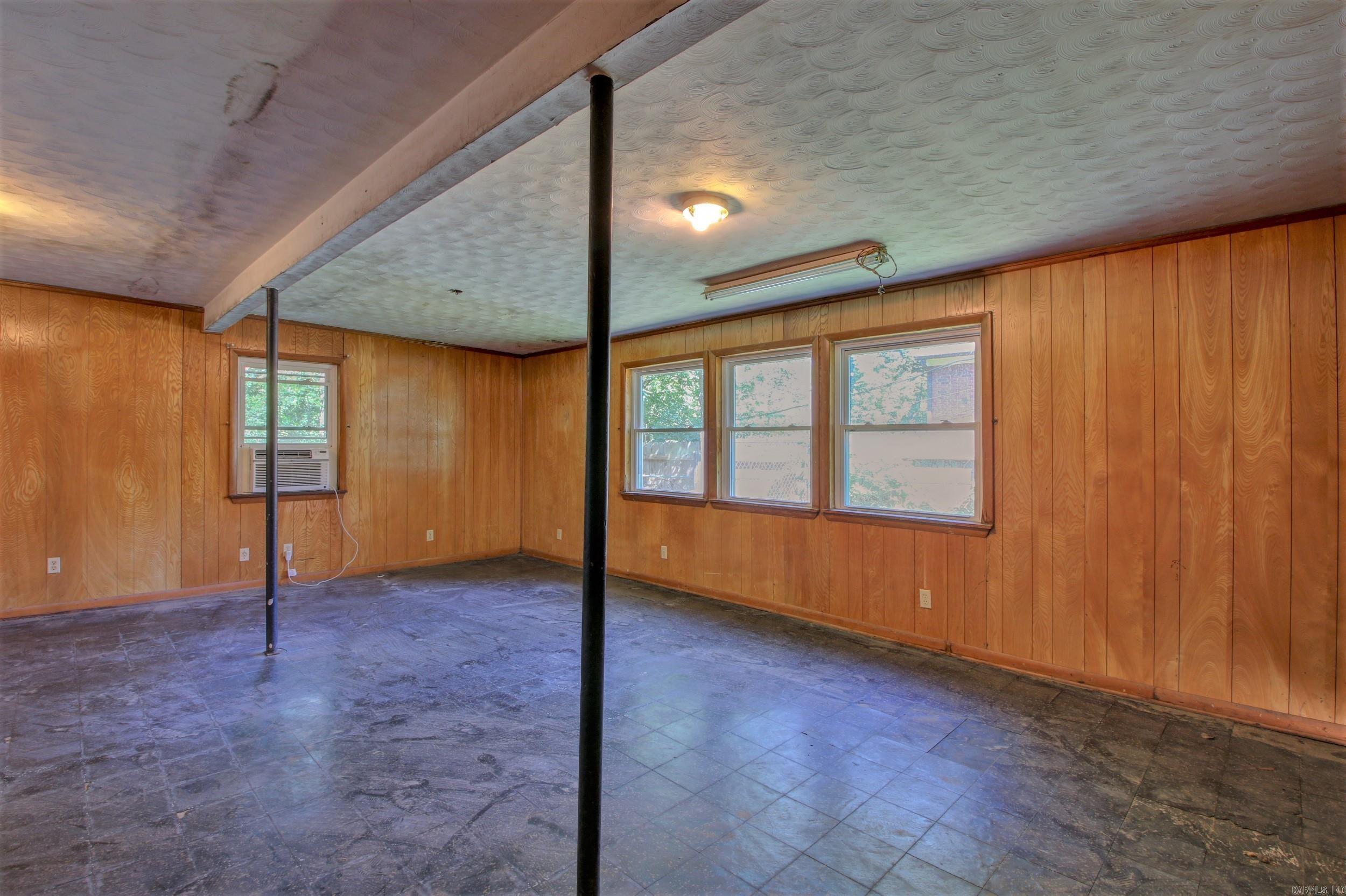 KINGWOOD PLACE - Residential