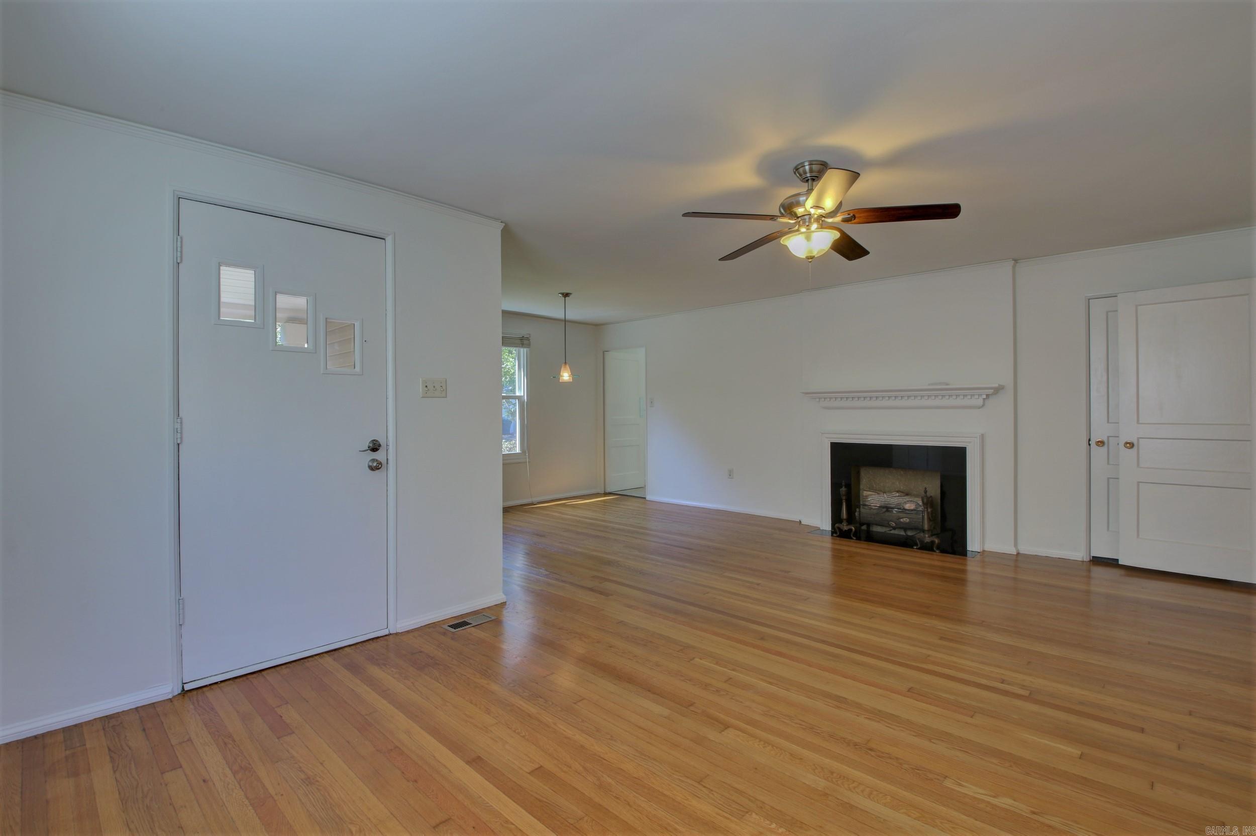 KINGWOOD PLACE - Residential