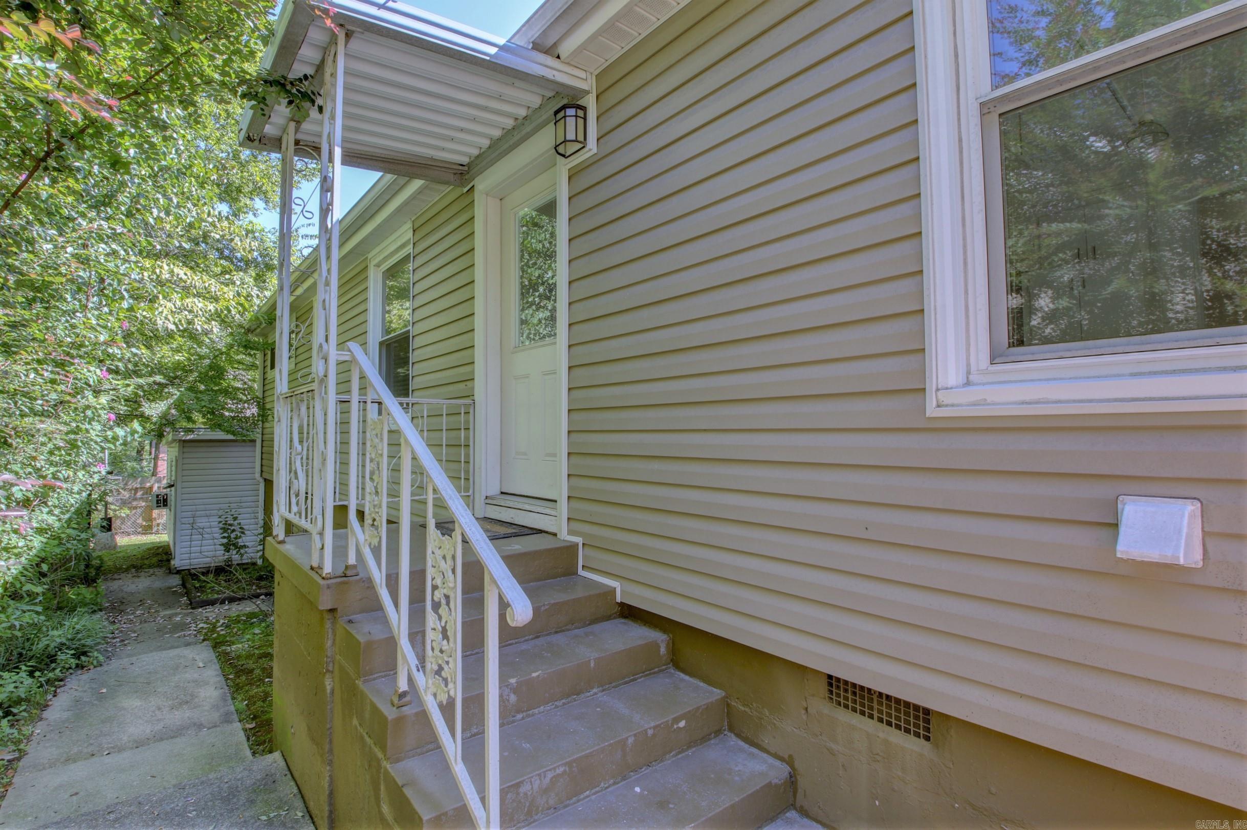 KINGWOOD PLACE - Residential