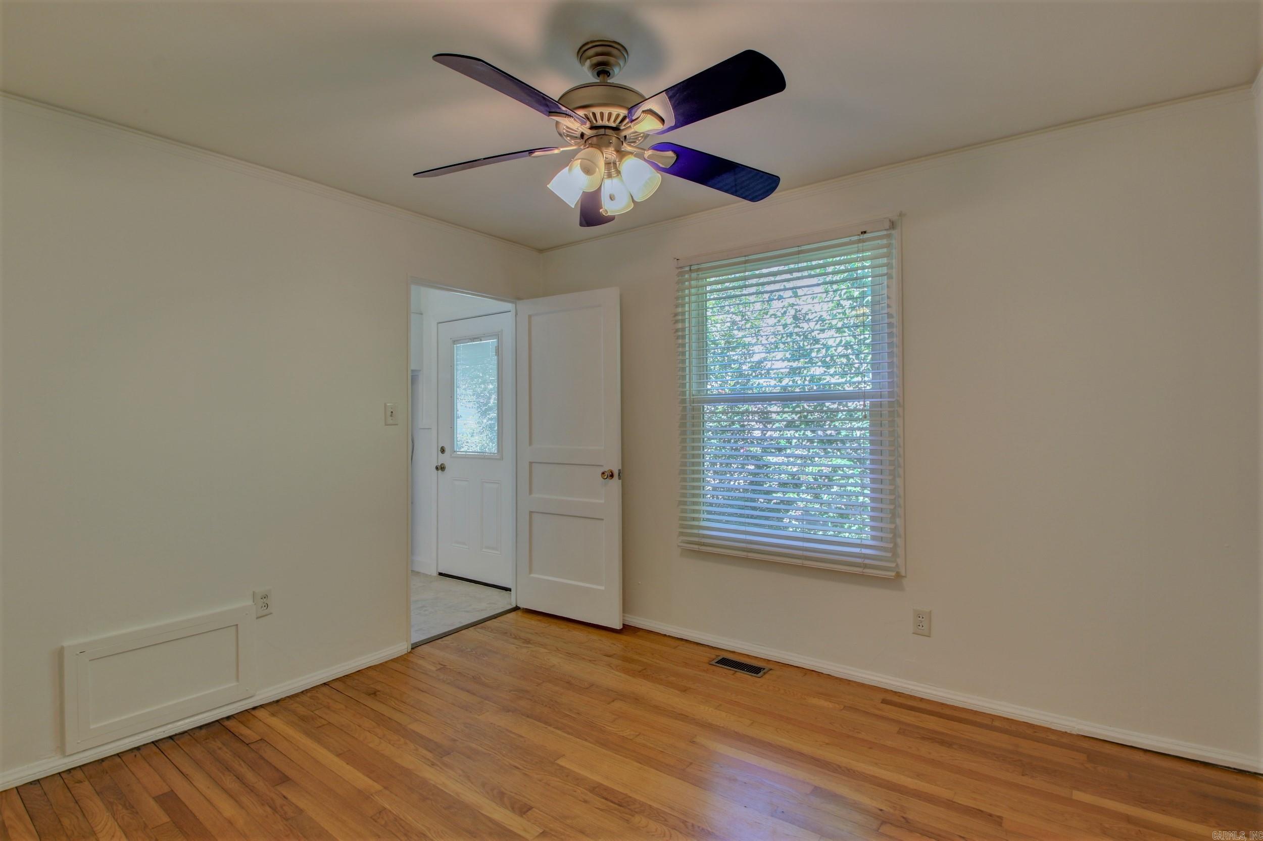 KINGWOOD PLACE - Residential