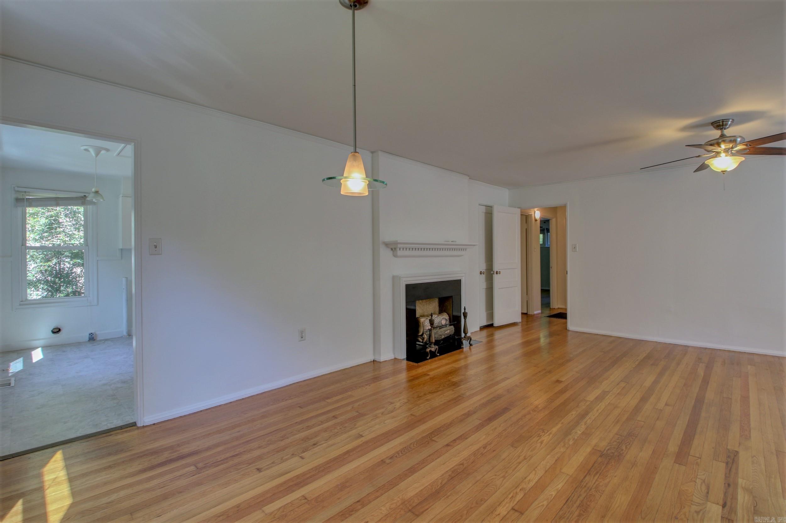 KINGWOOD PLACE - Residential