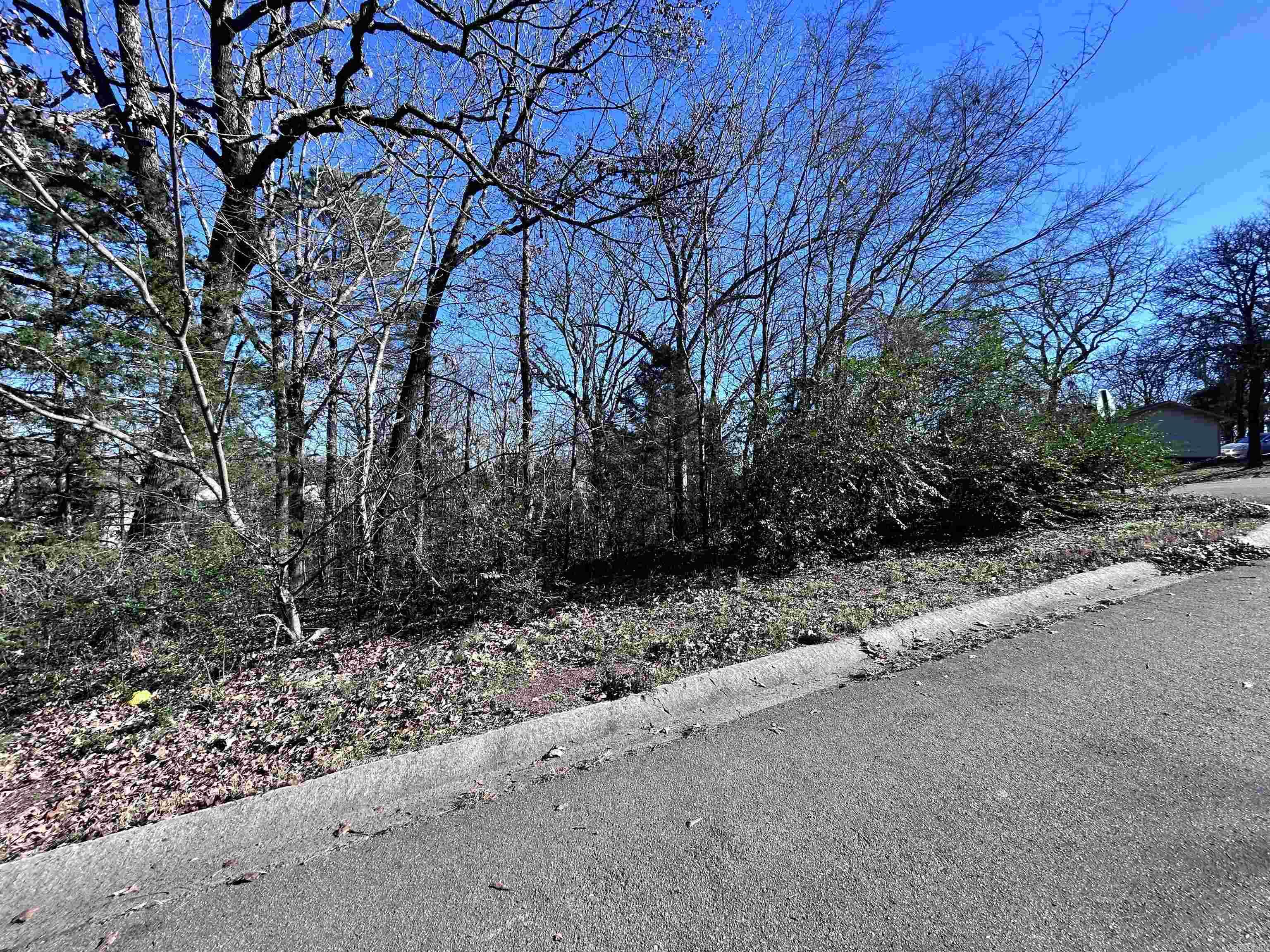 Sandalwood II - Land