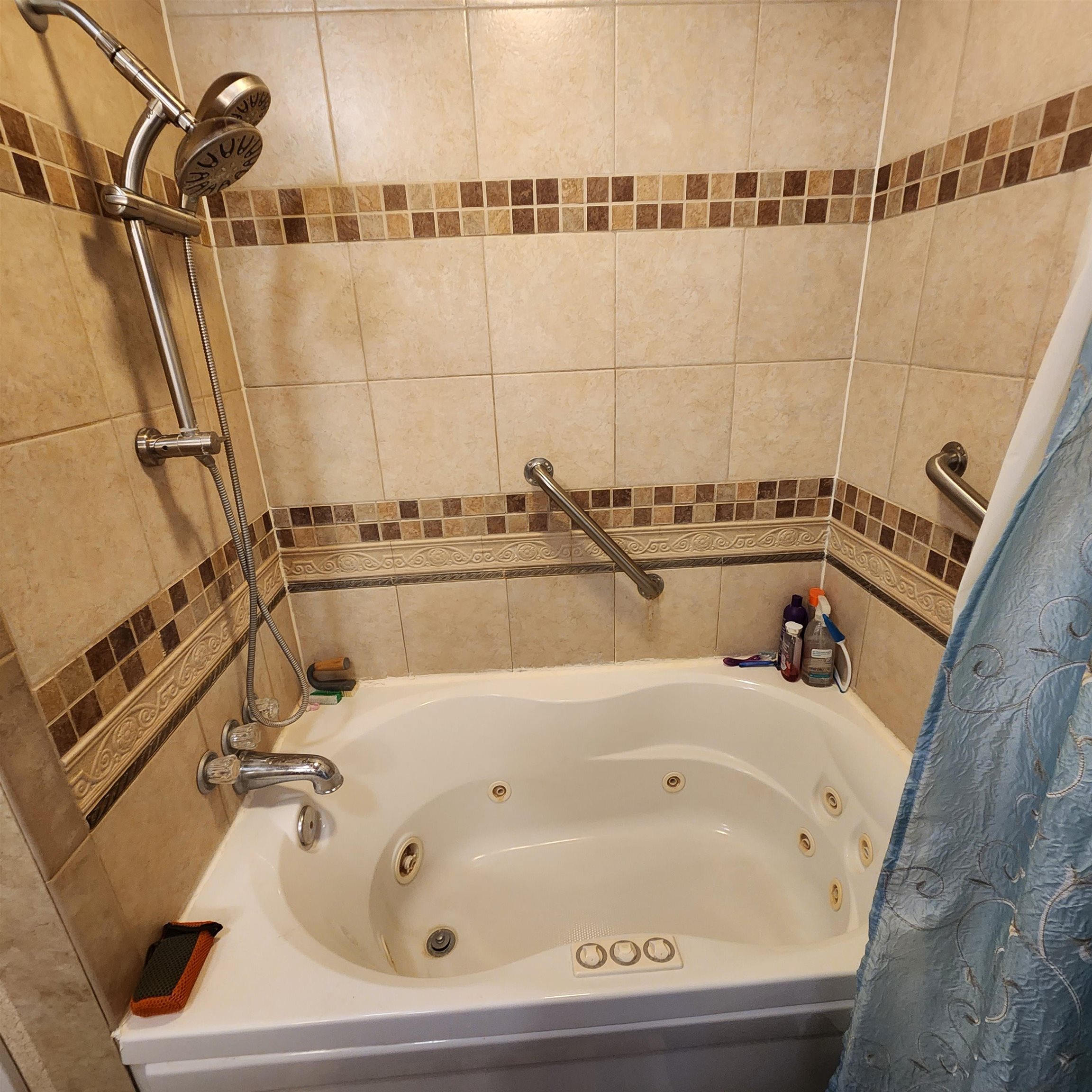 Navajo Second - Residential