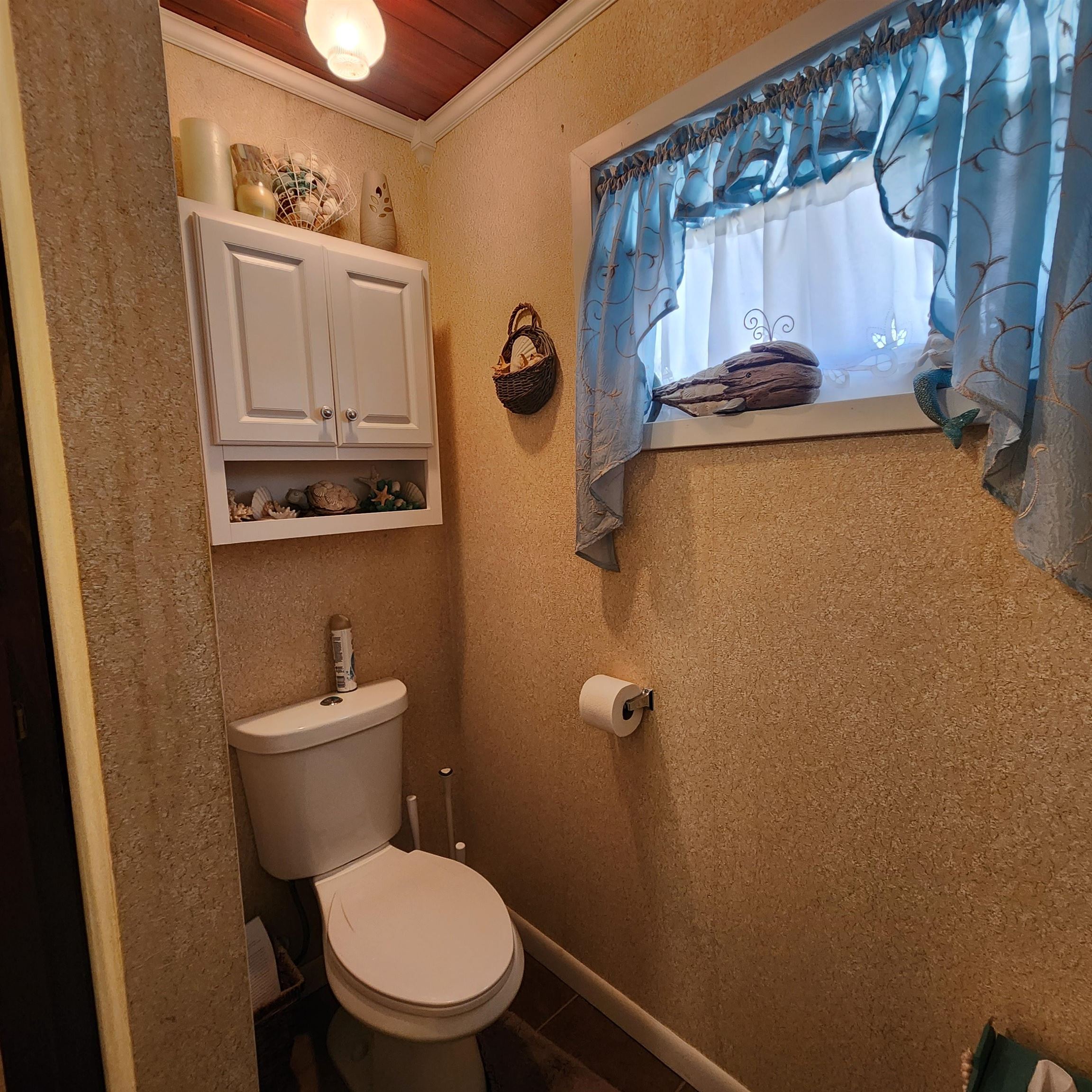 Navajo Second - Residential