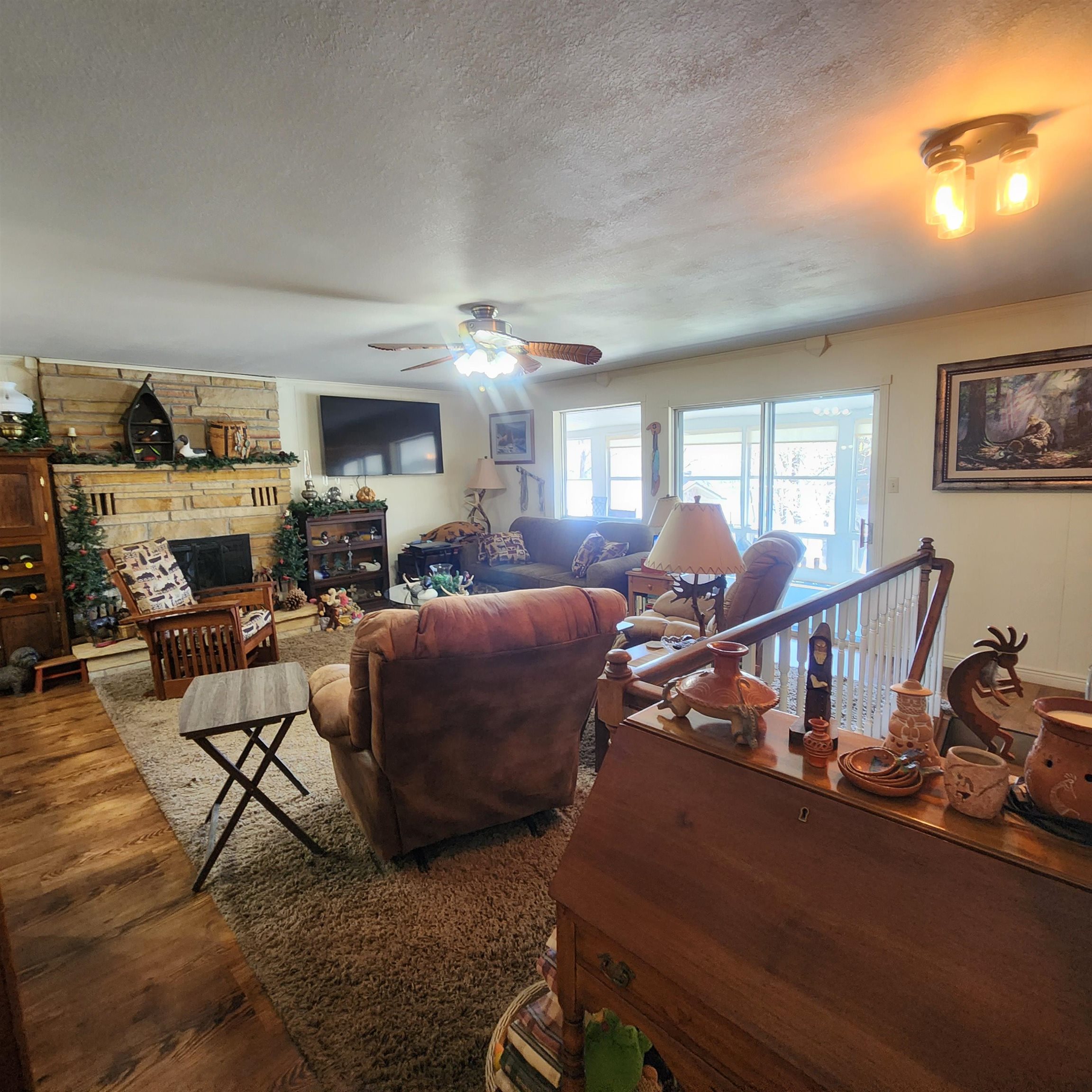 Navajo Second - Residential