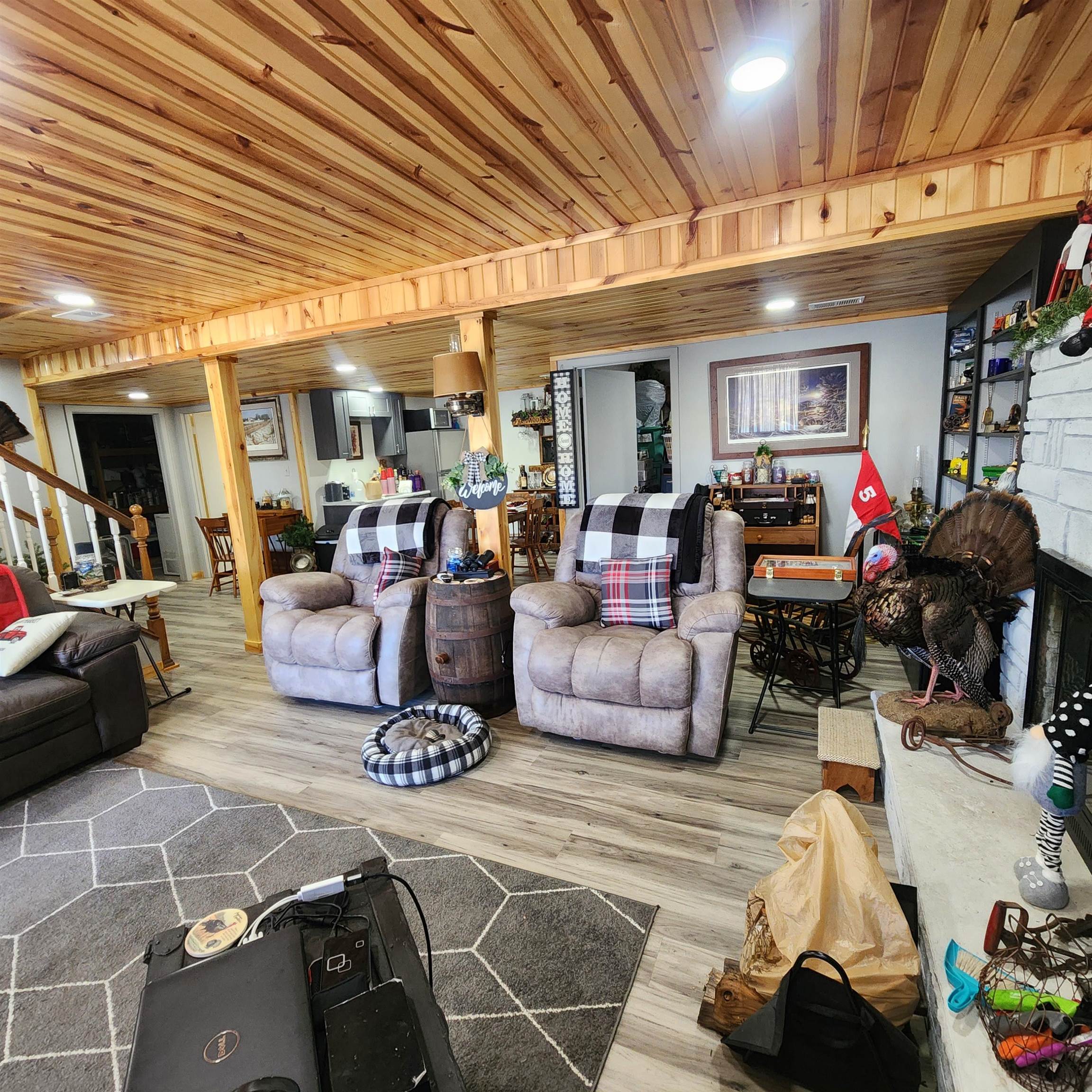 Navajo Second - Residential