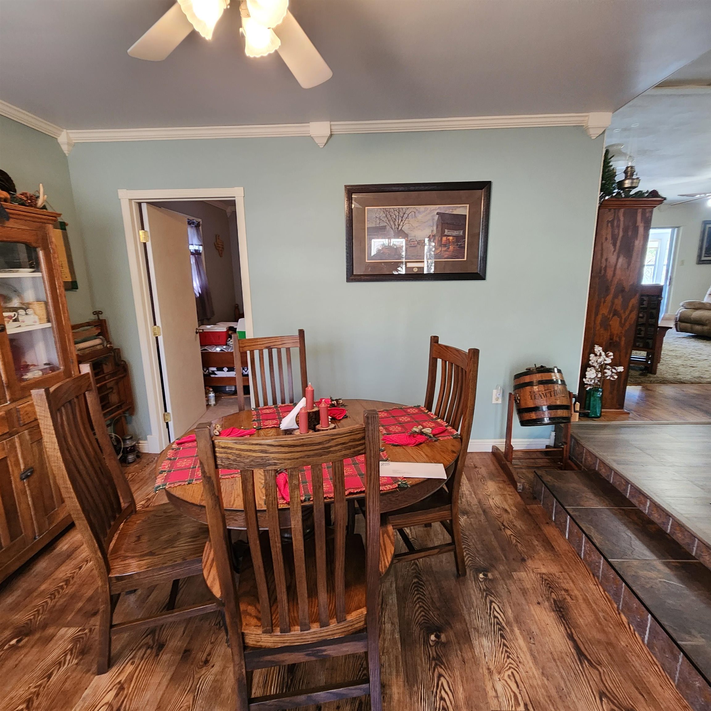 Navajo Second - Residential