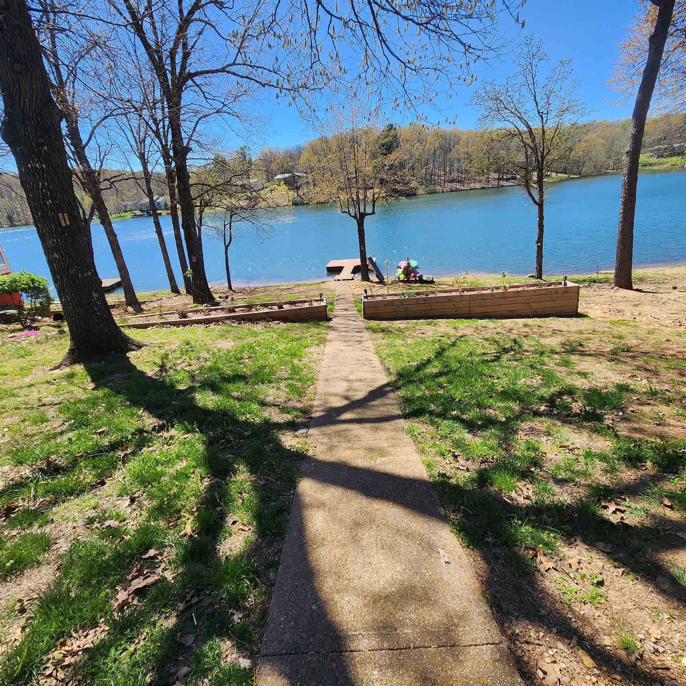 Navajo Second - Residential