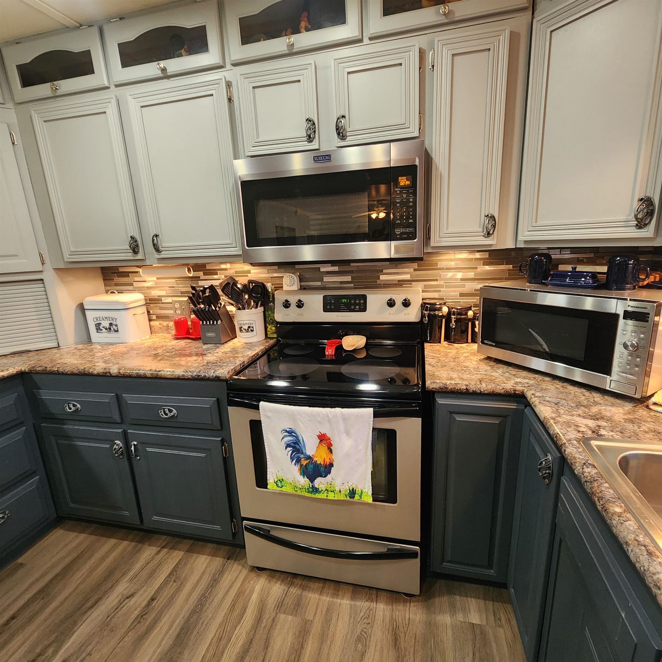 Navajo Second - Residential