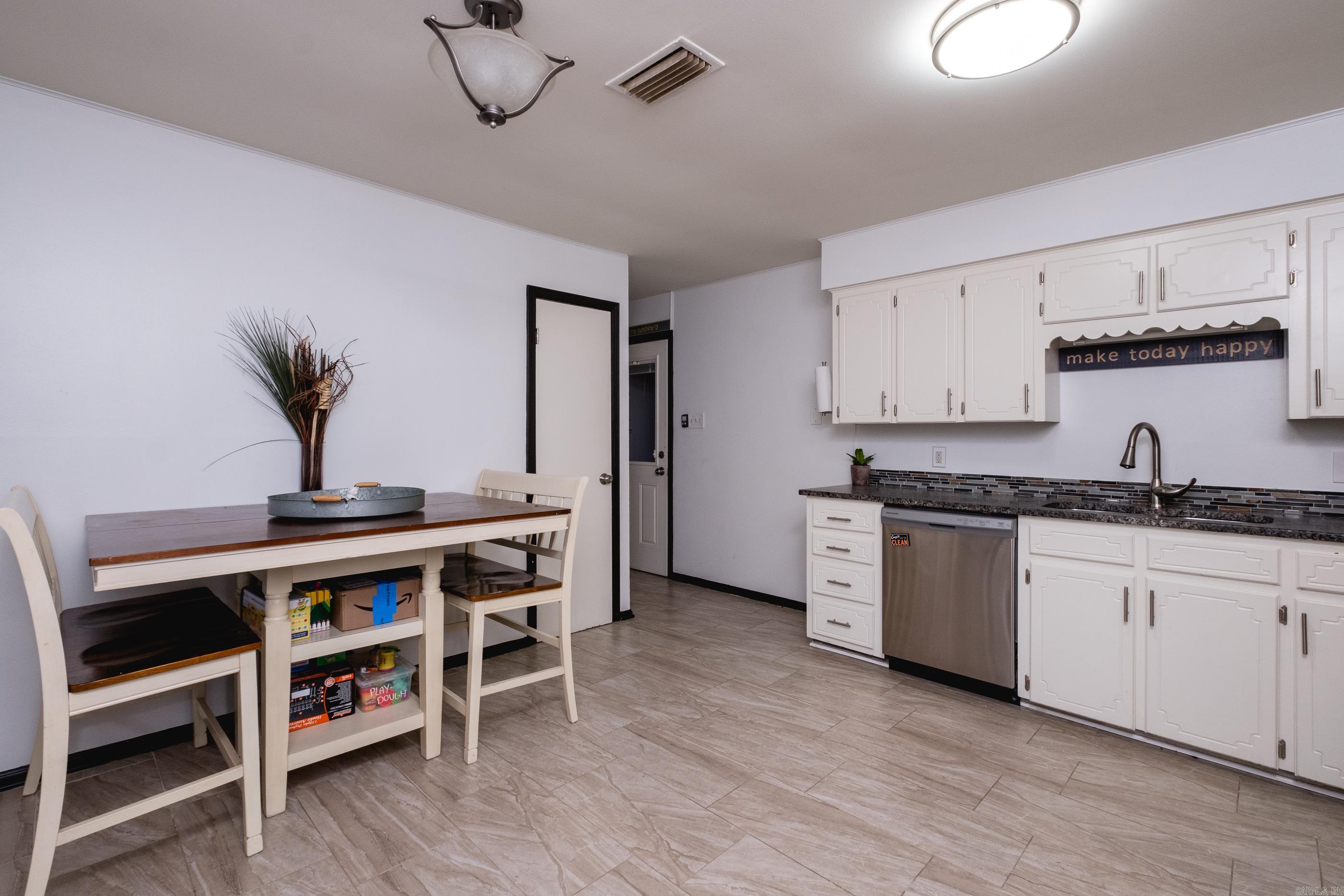 KINGSPARK TO COOK MTN VIL - Residential