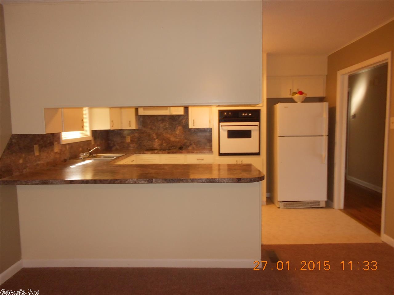 SECLUDED HILLS - Residential