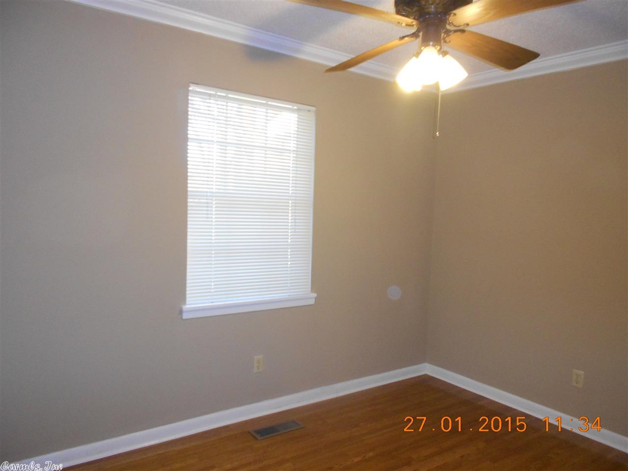 SECLUDED HILLS - Residential