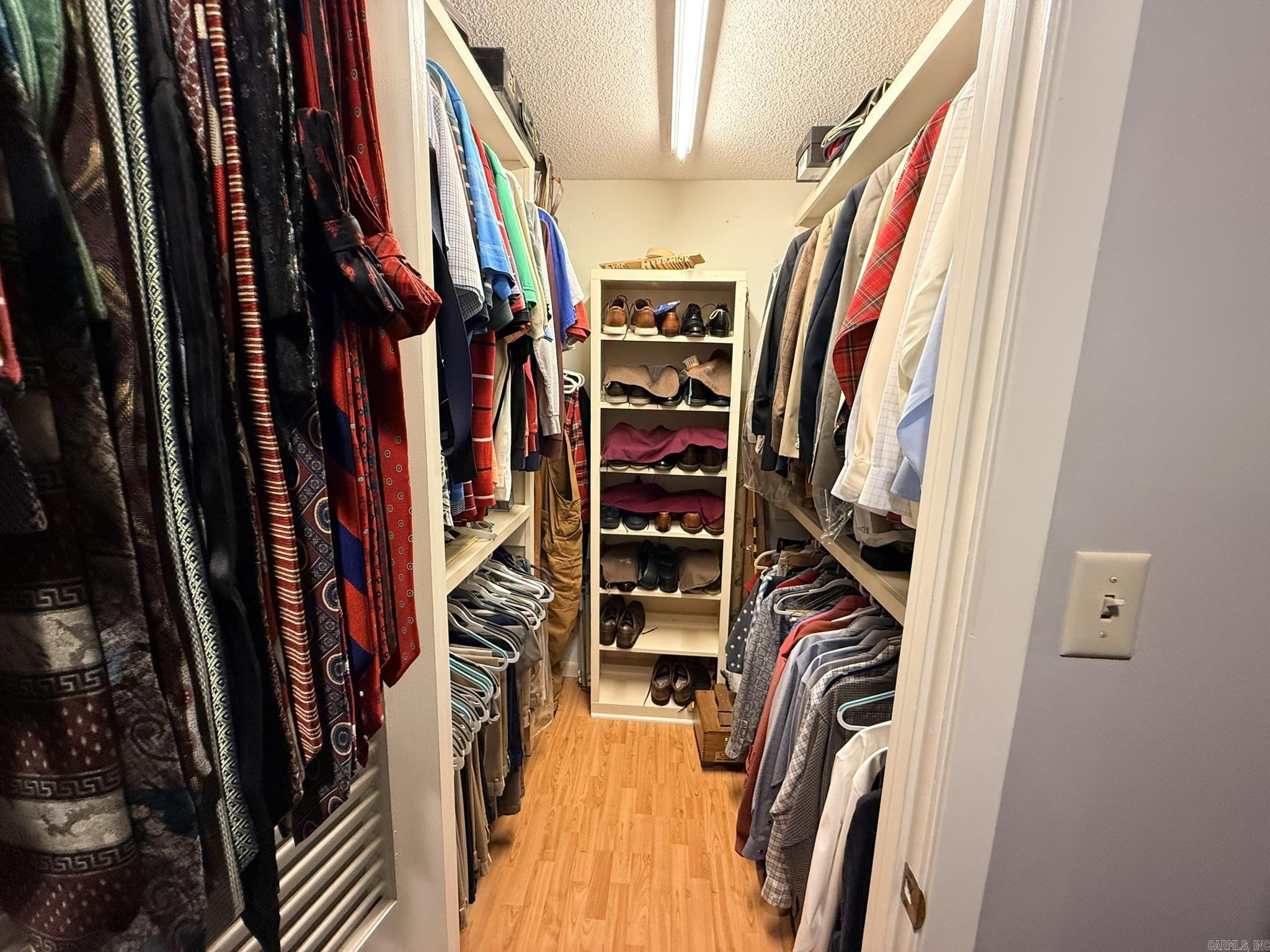 CHEROKEE HILLS 3 - Residential