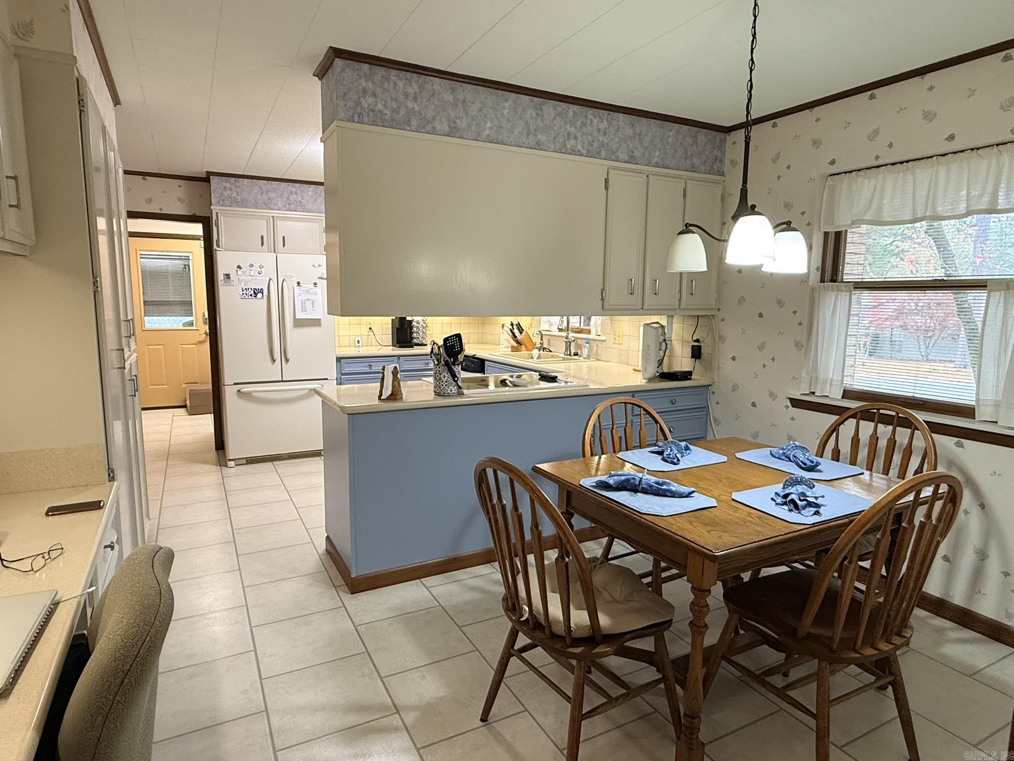 CHEROKEE HILLS 3 - Residential