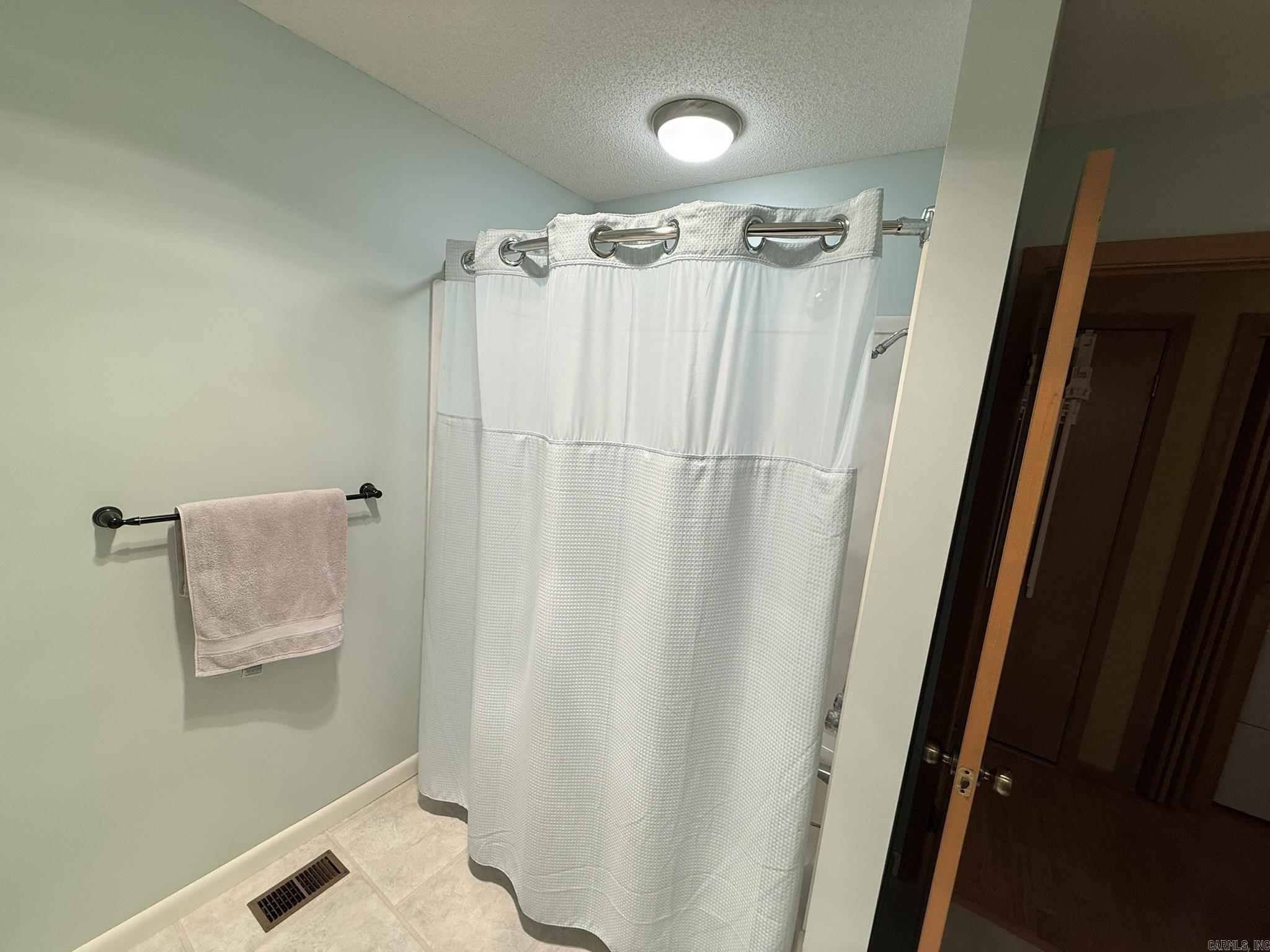 CHEROKEE HILLS 3 - Residential