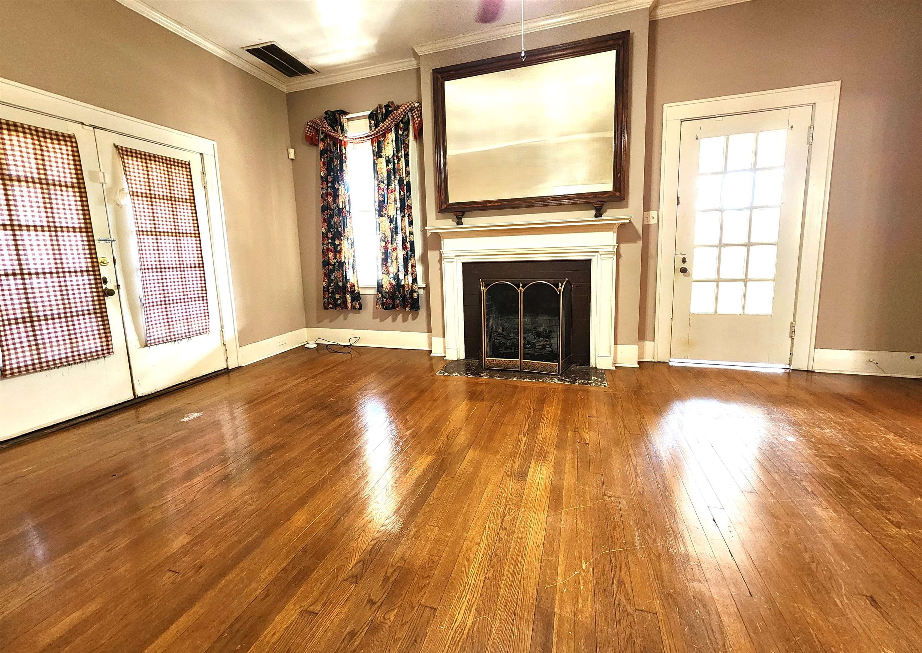 Mahony - Residential