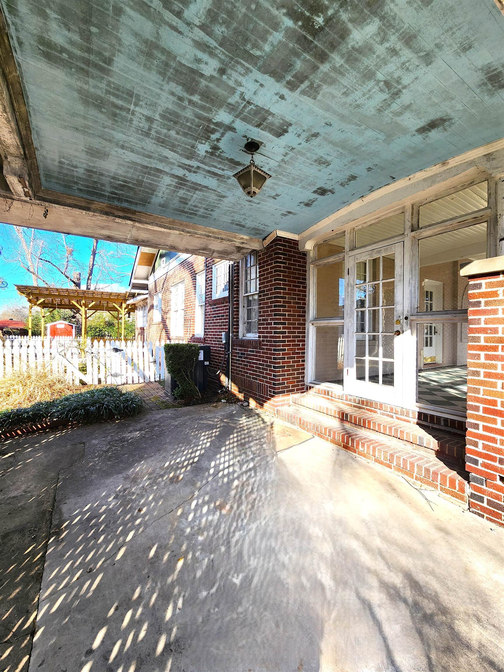 Mahony - Residential