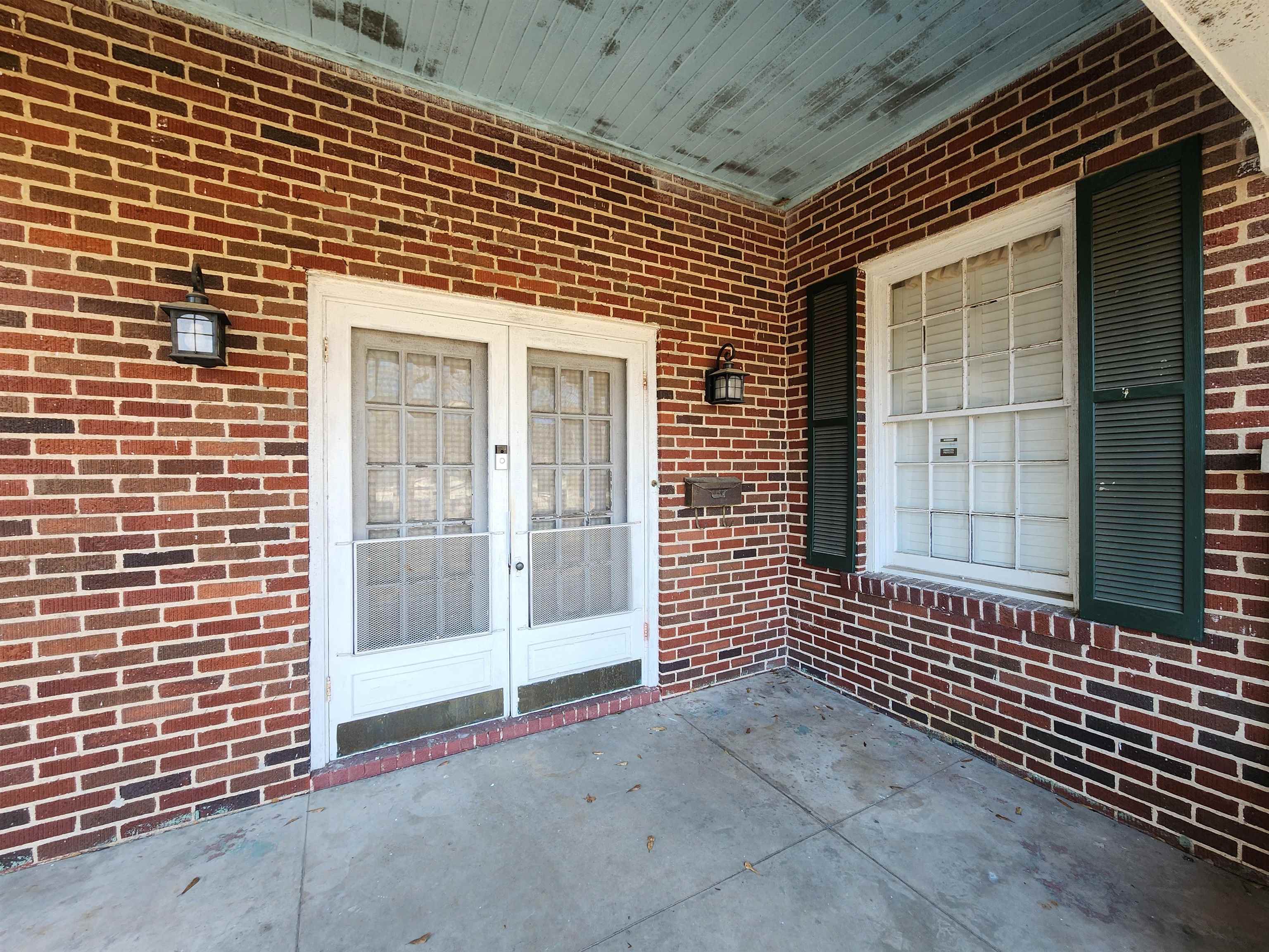 Mahony - Residential