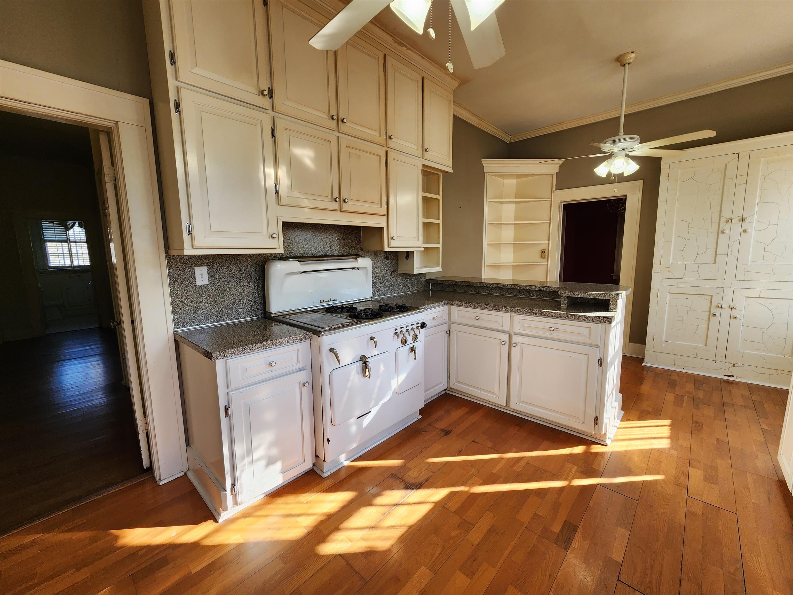 Mahony - Residential