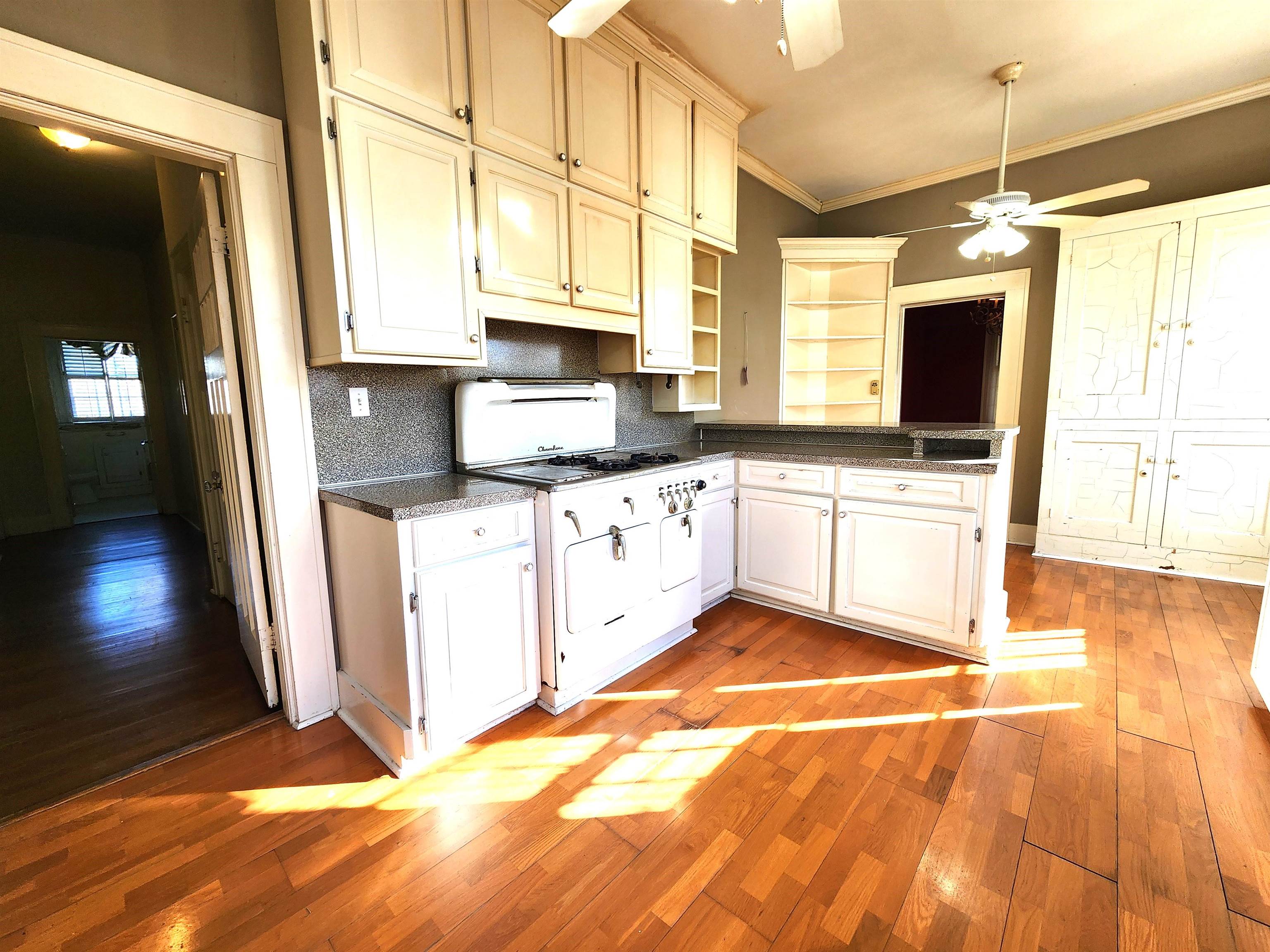 Mahony - Residential