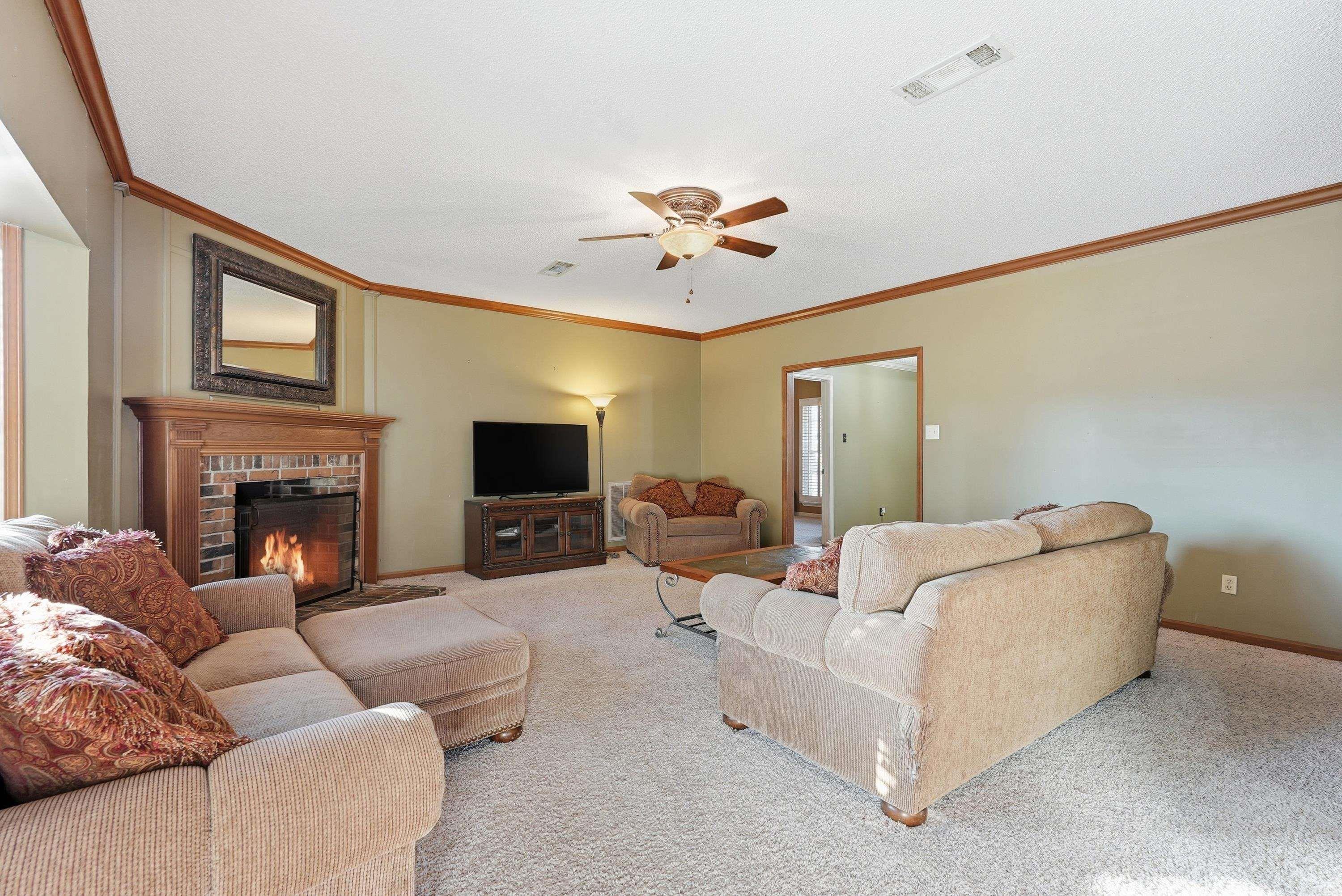 SHADY VALLEY - Residential