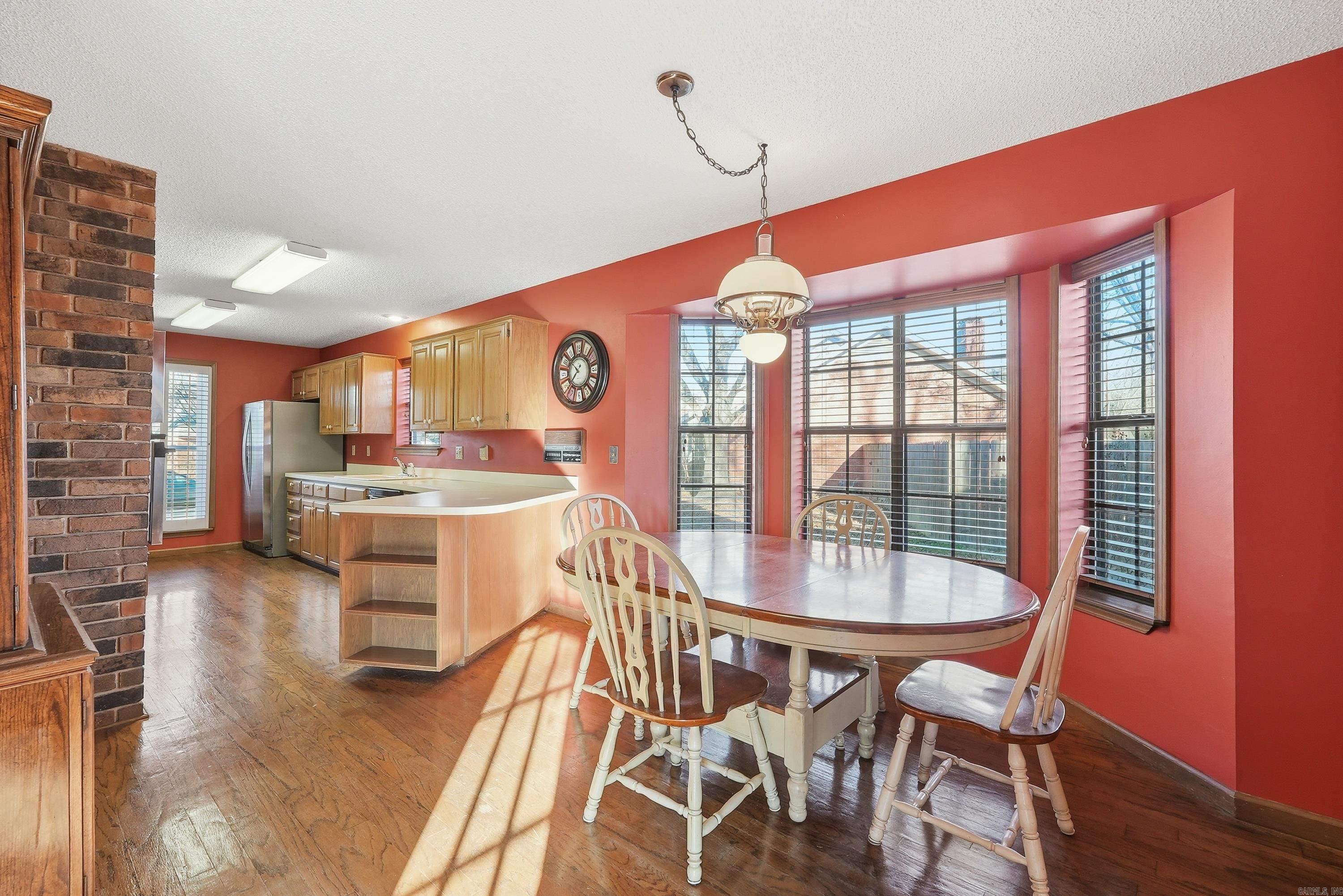 SHADY VALLEY - Residential