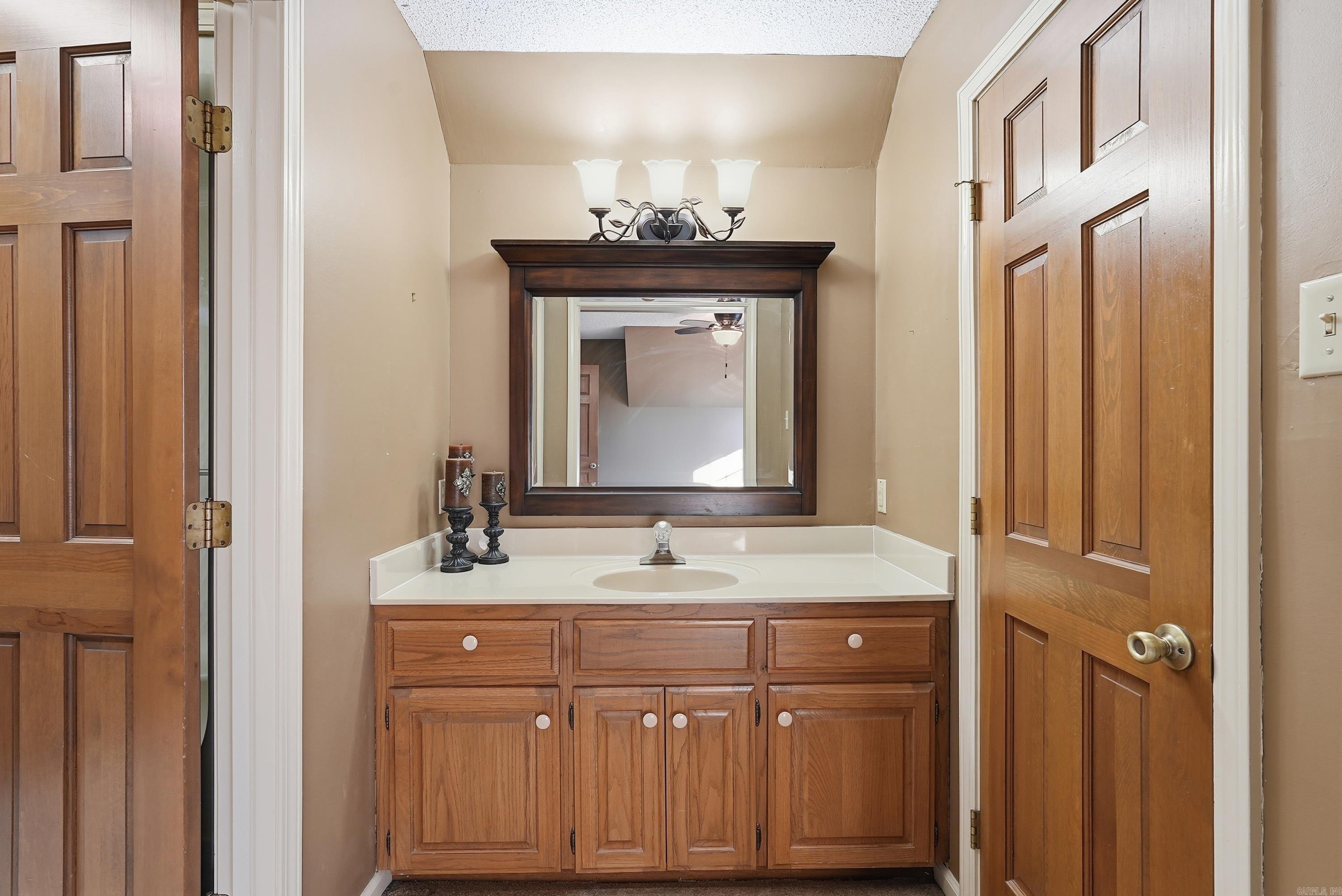 SHADY VALLEY - Residential