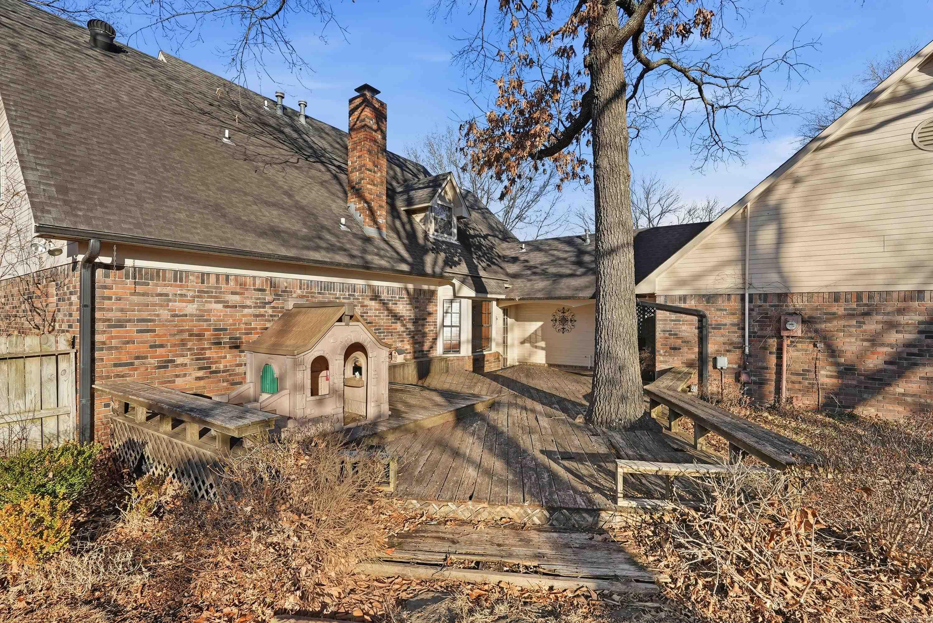 SHADY VALLEY - Residential