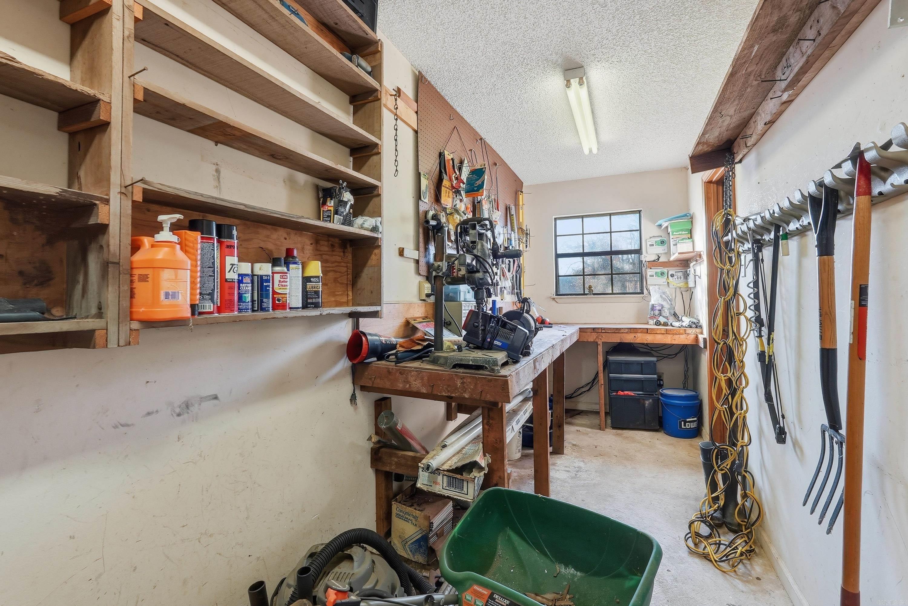 SHADY VALLEY - Residential