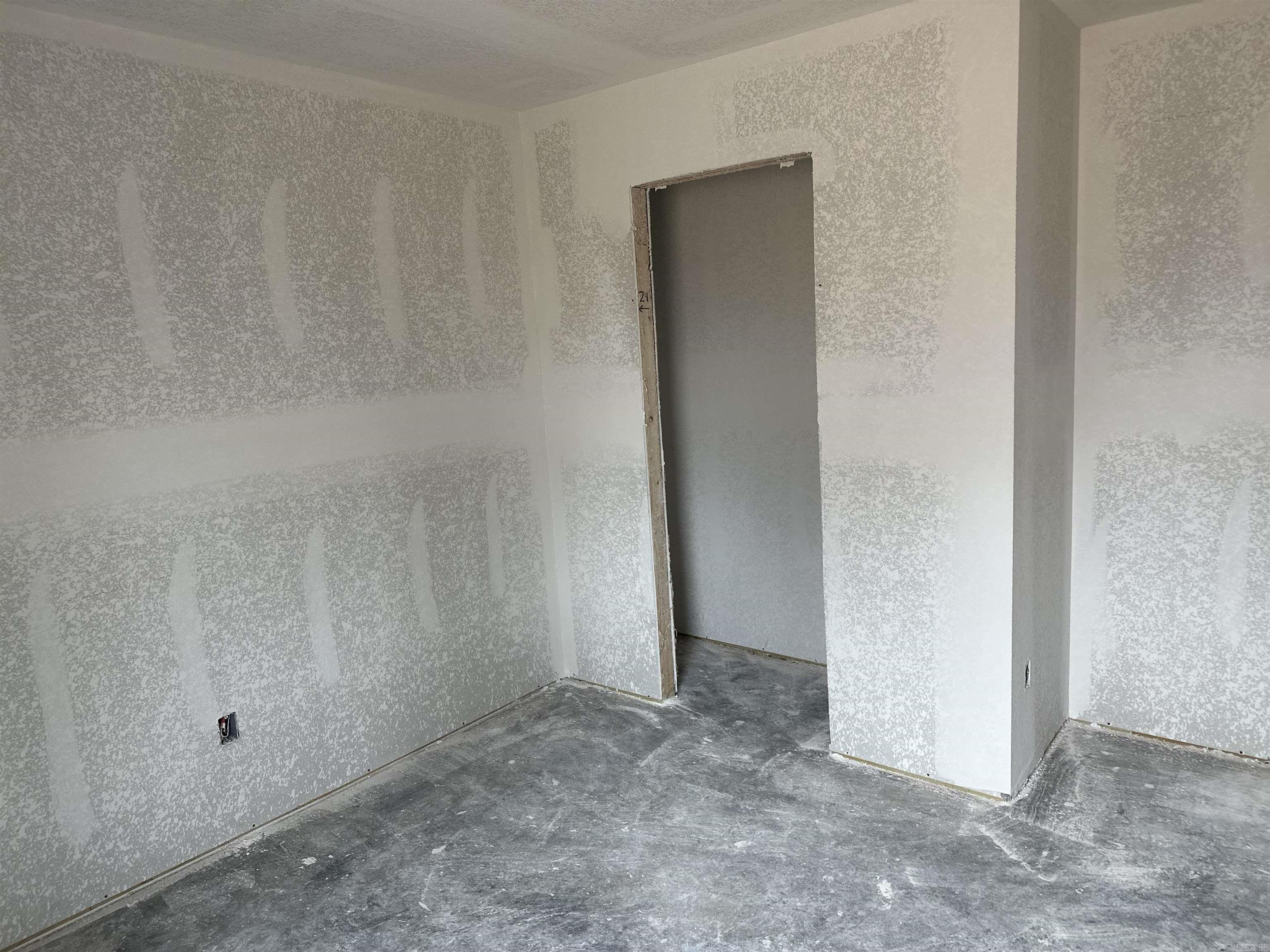 COUNTRY CLUB OF ARK THE - Residential